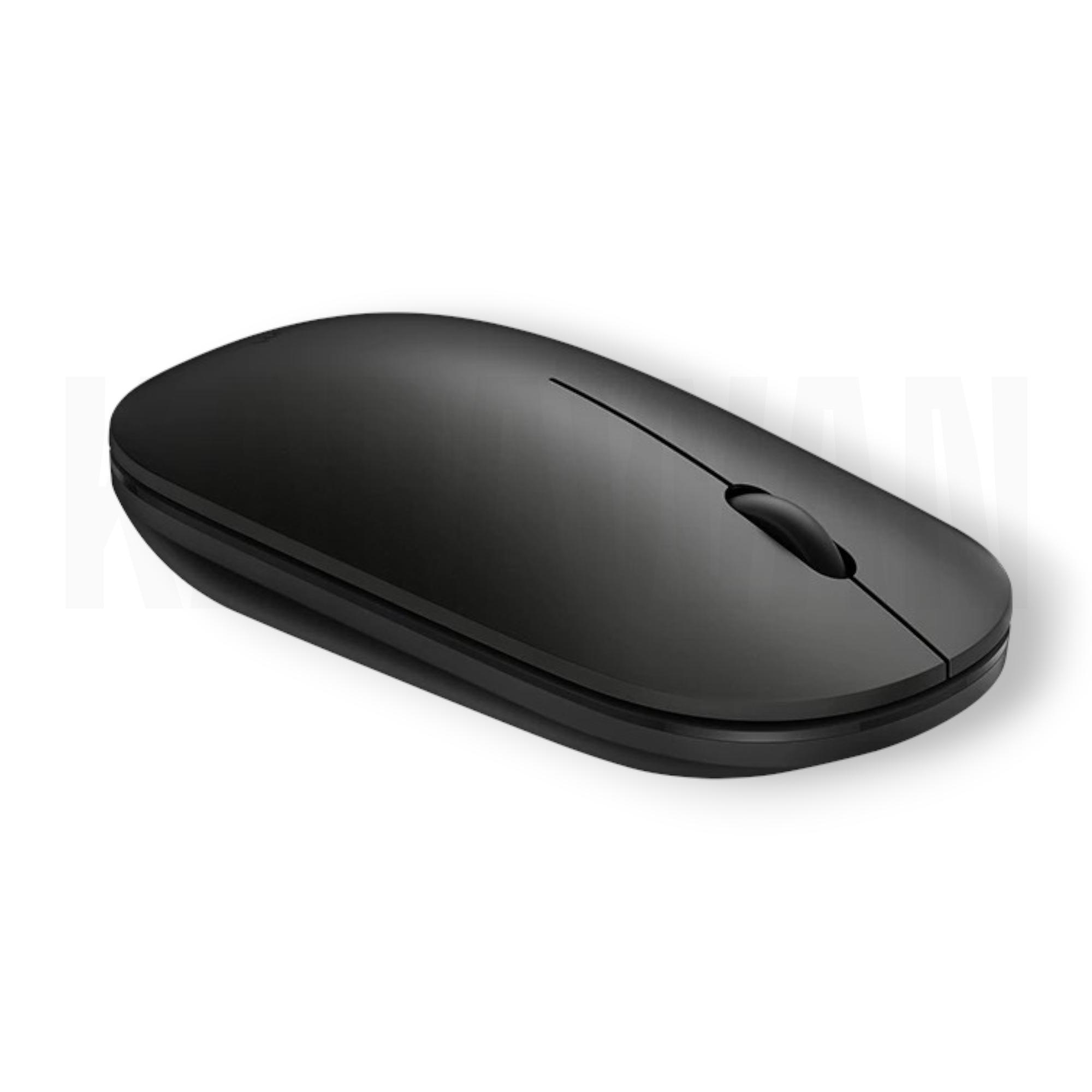 Un ratón de ordenador inalámbrico negro con rueda de desplazamiento sobre fondo blanco.