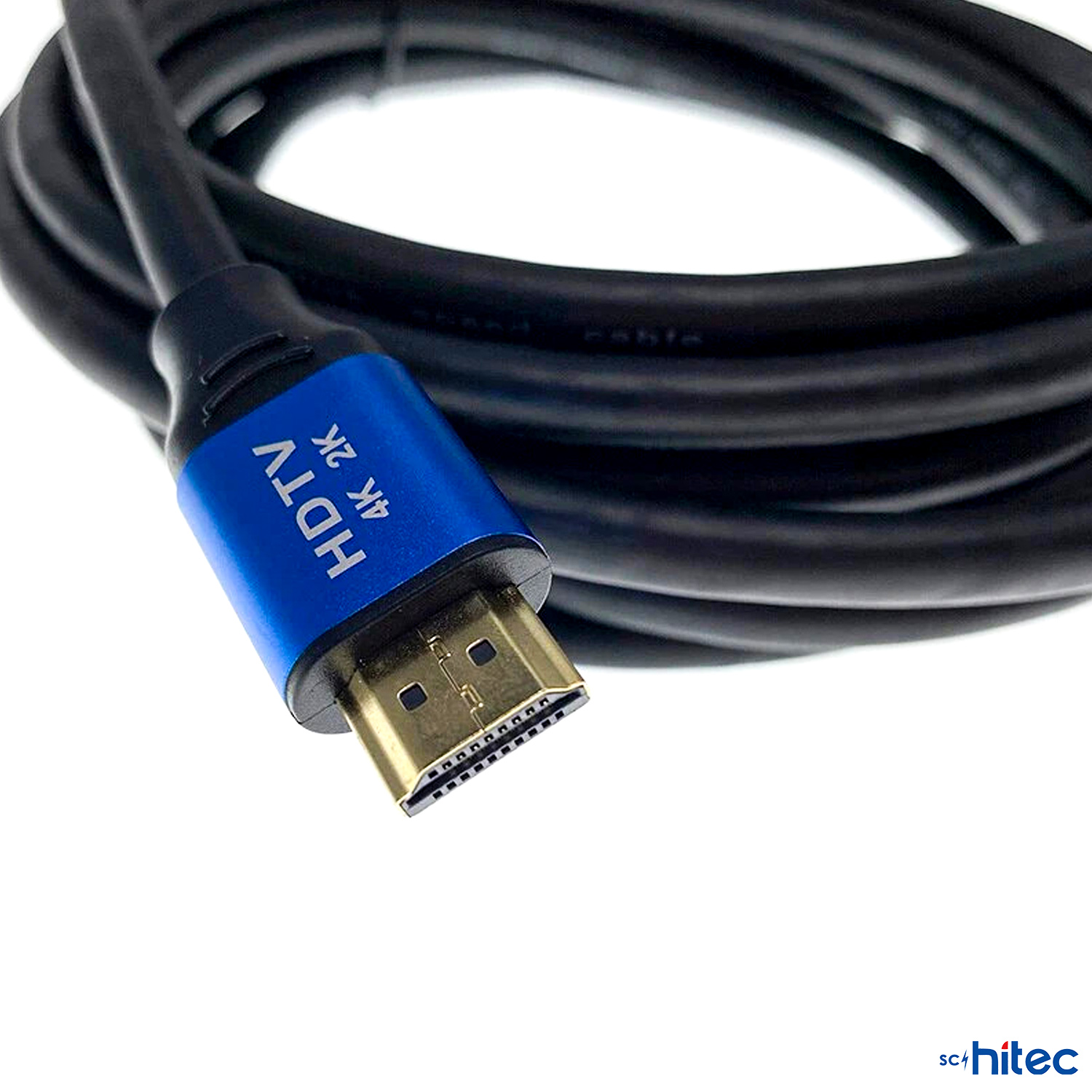 HDTV 4K 2K etiketli mavi konektörlü siyah HDMI kablosu.