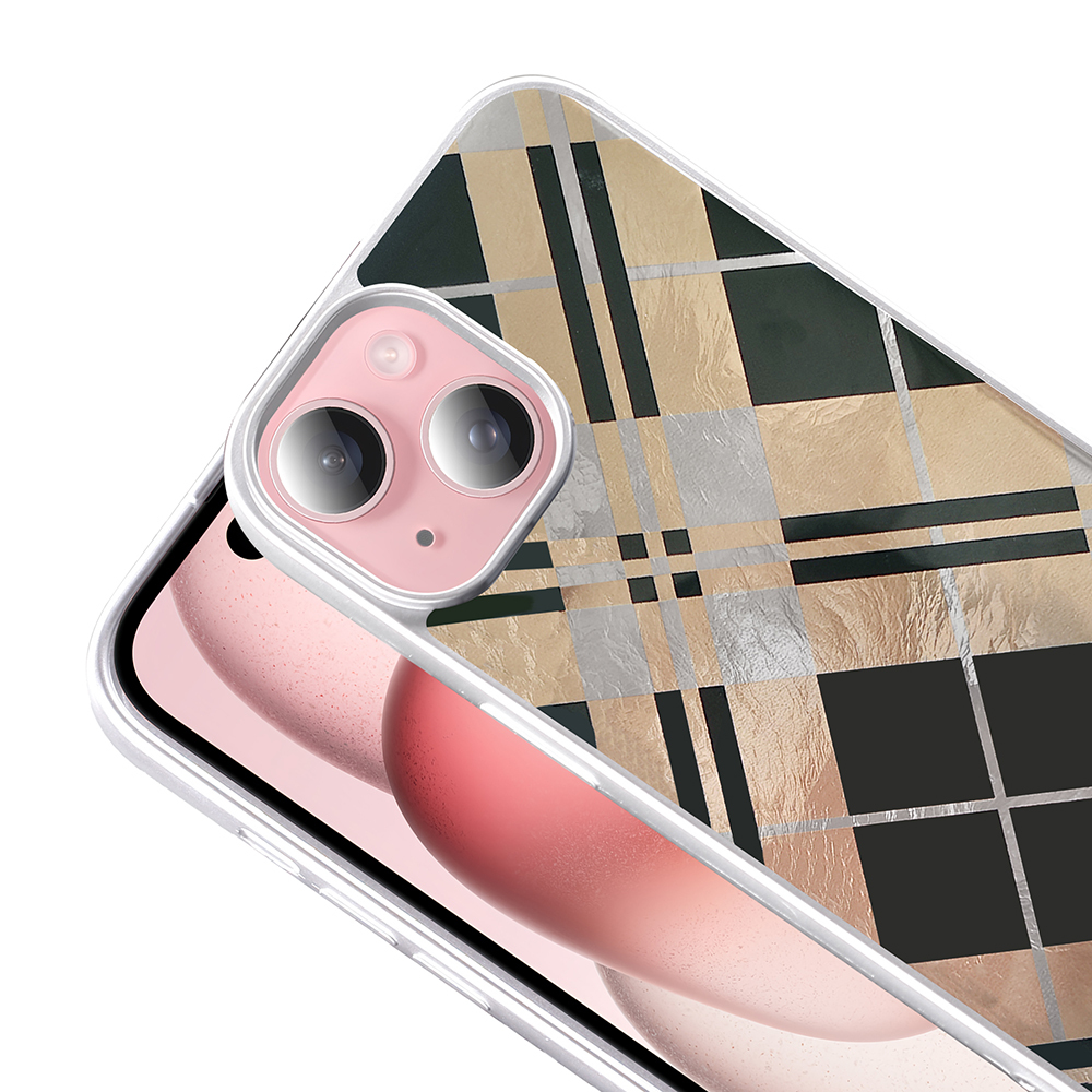 Arkası altın, siyah ve gümüş ekose desenli bir akıllı telefon.