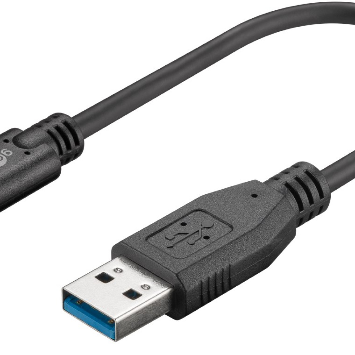 Ein schwarzes USB-Kabel mit einem blauen USB-3.0-Stecker und einem anderen Stecker.