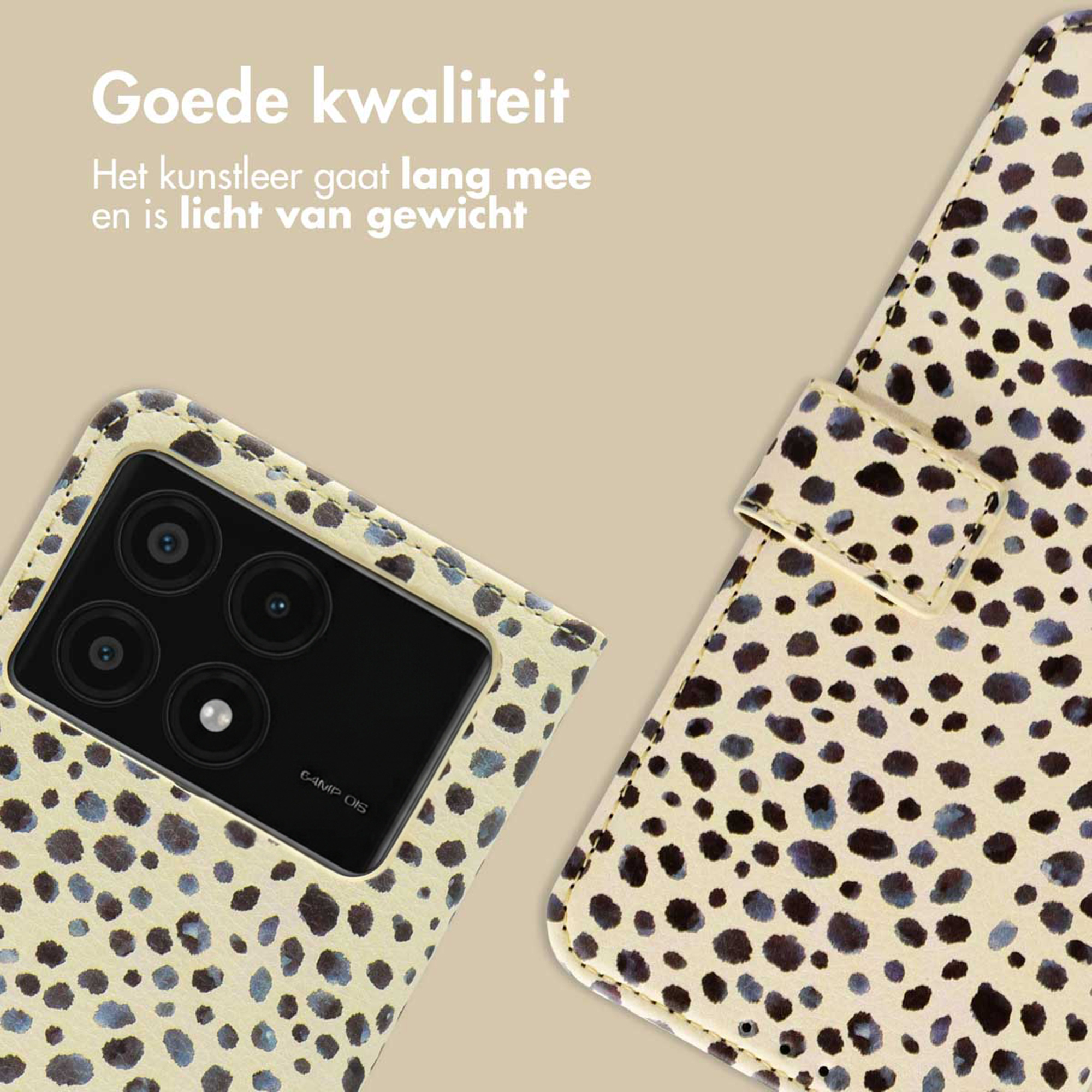 Een telefoon met een hoesje met luipaardprint. De camera is zichtbaar.