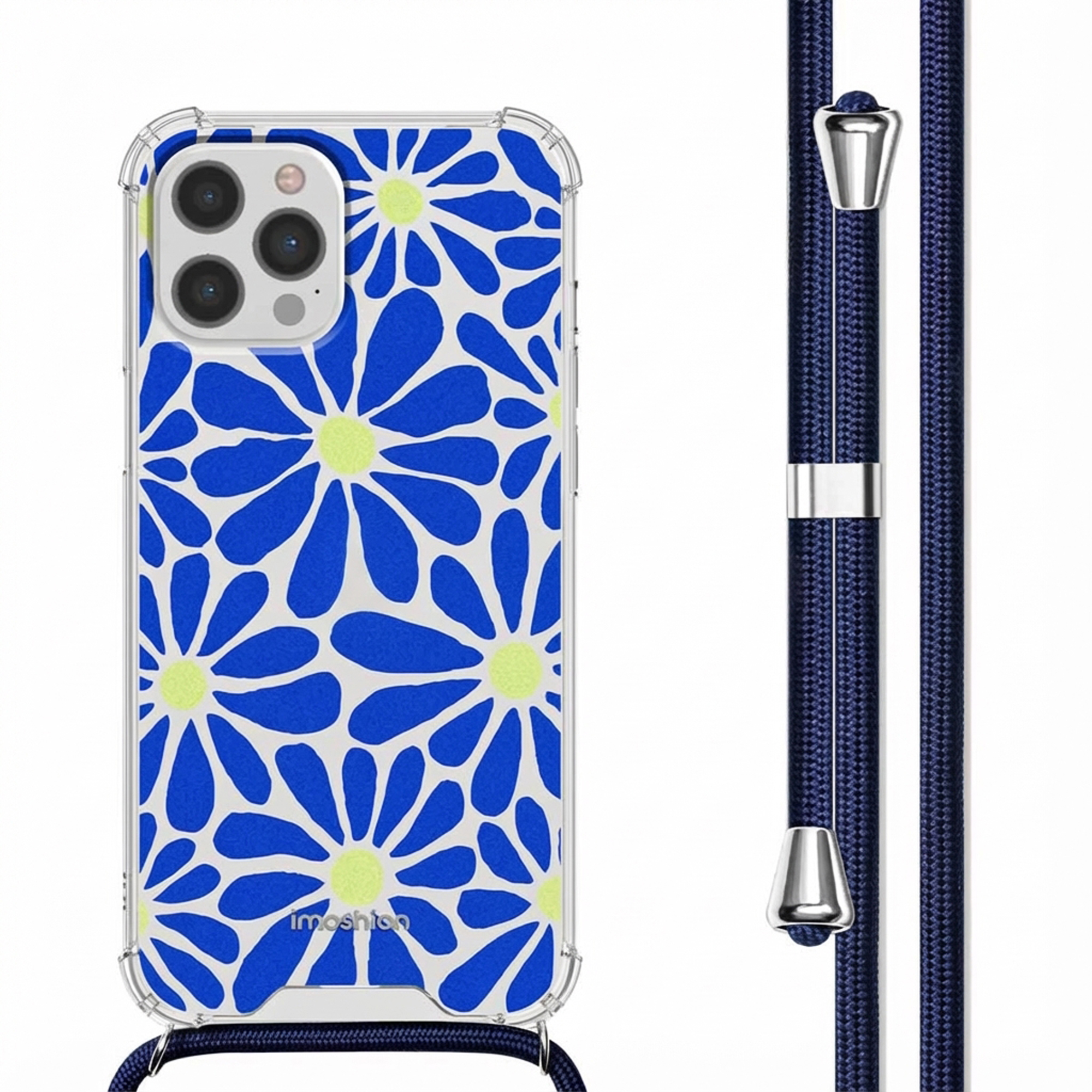 Une coque de téléphone transparente à motif floral bleu et centres jaune vif, à côté d'une lanière bleu foncé.
