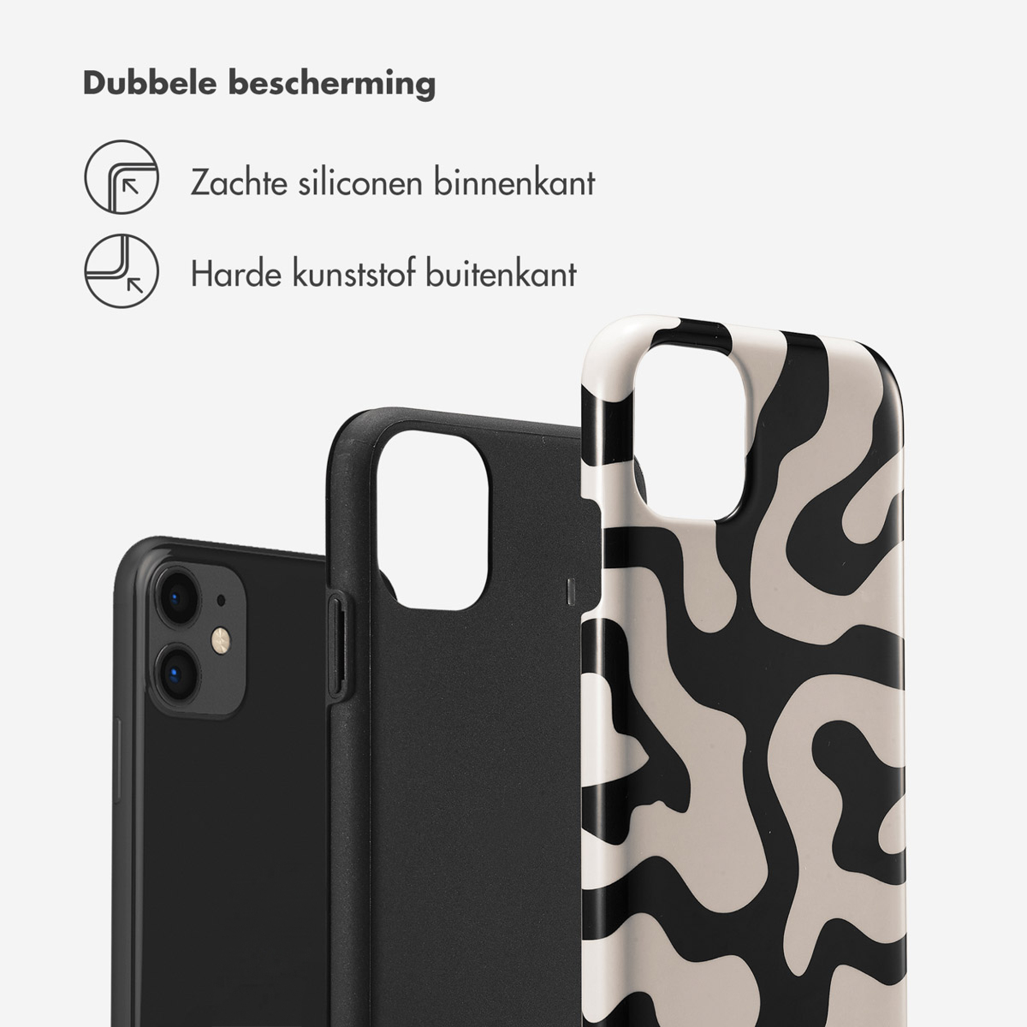 Dubbele beschermhoes met zachte siliconen binnenkant en harde plastic buitenkant.
