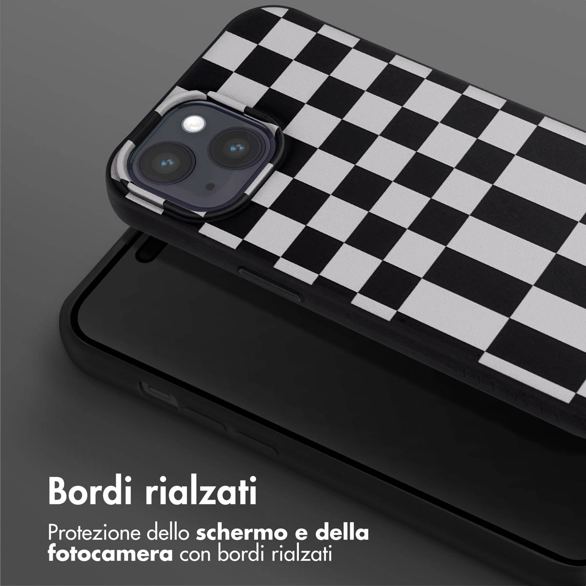 Coque de téléphone à damier noir et blanc sur un smartphone noir.