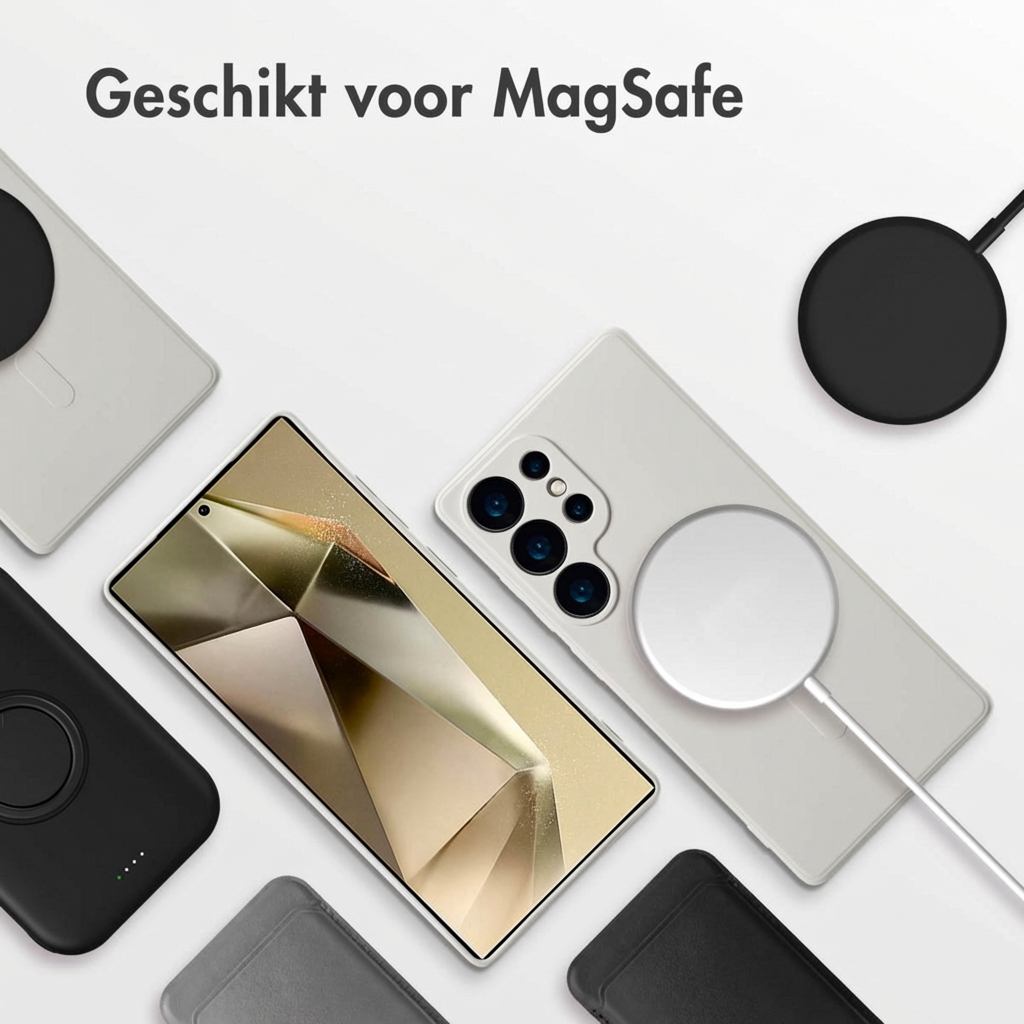 Witte telefoonhoes met MagSafe-oplader, ernaast een smartphone.