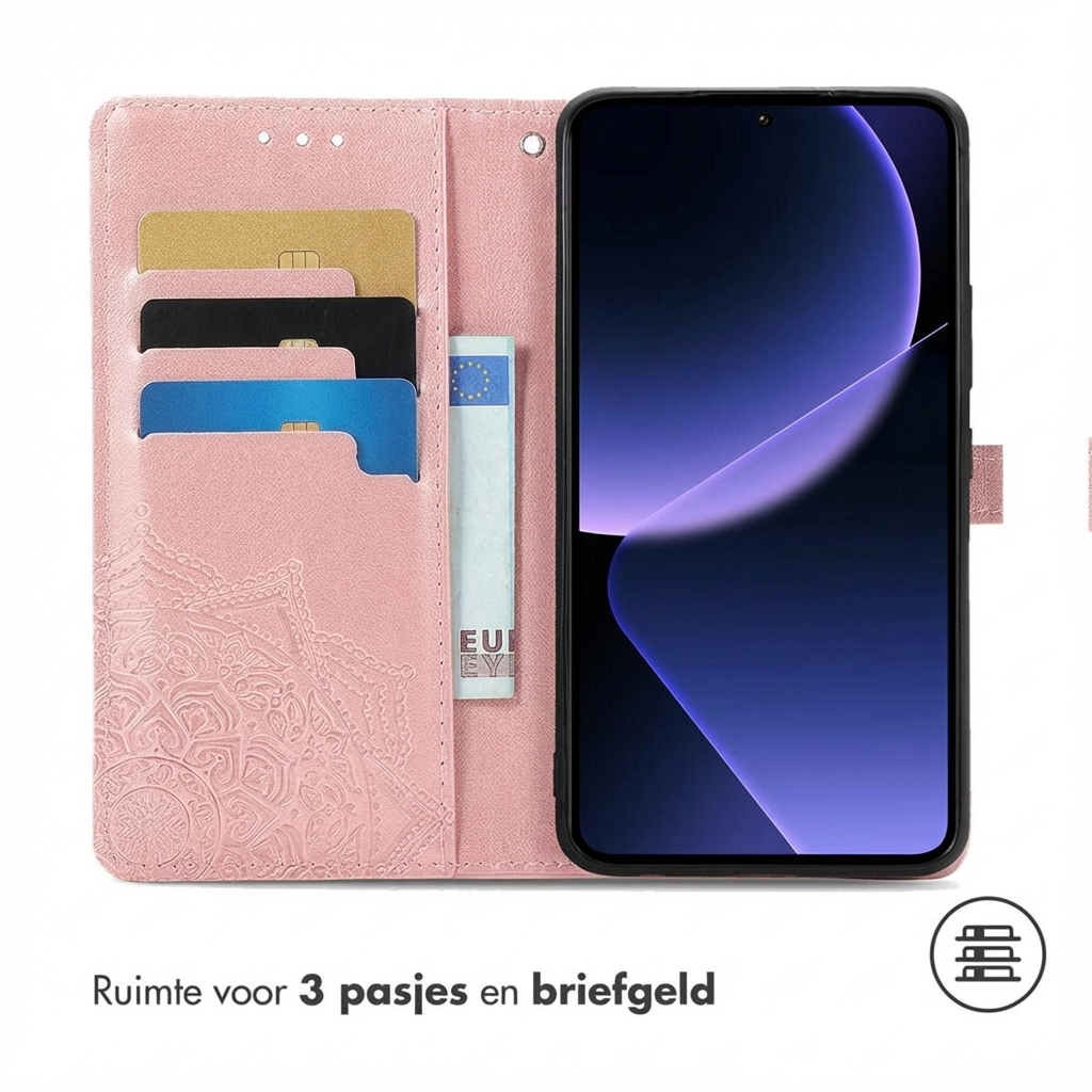 Een roze telefoonportemonnee met kaarthouders en een telefoon met donker scherm.
