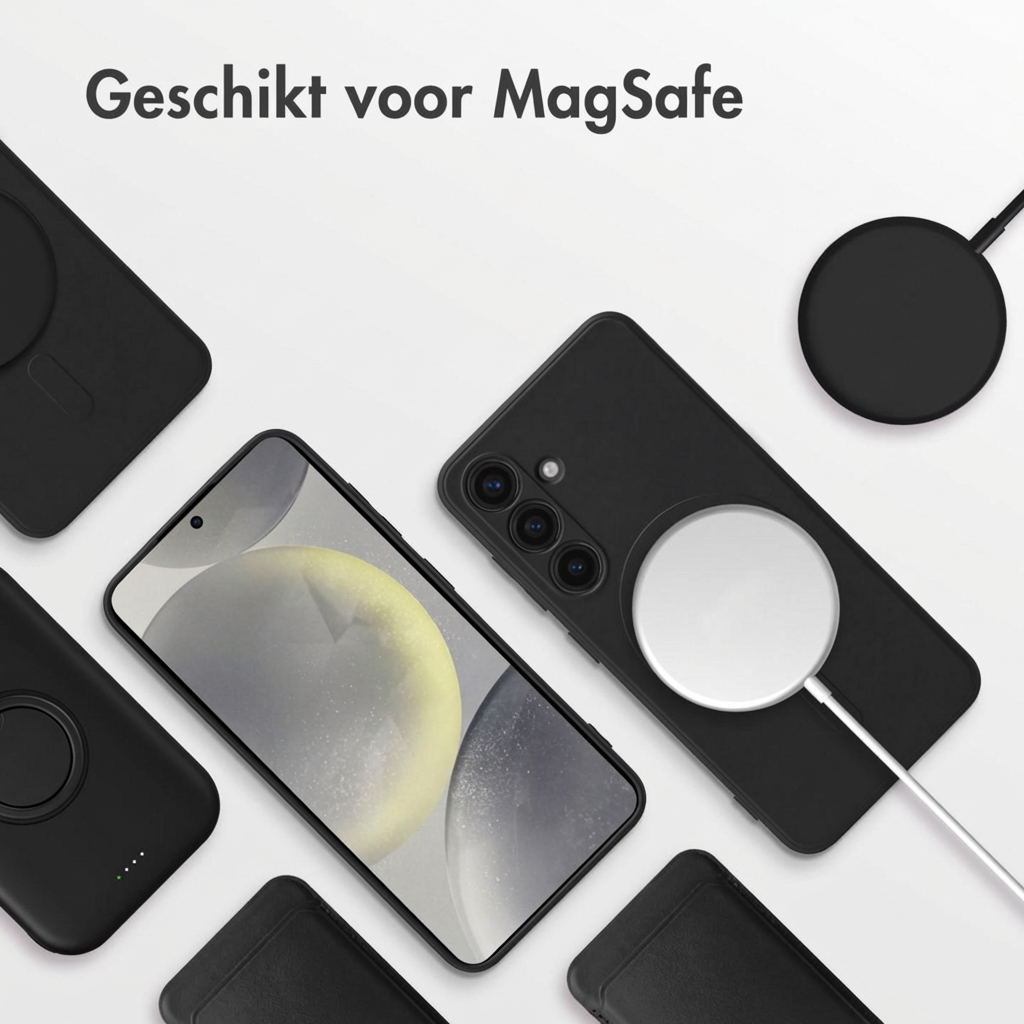 Zwarte telefoonhoesjes en MagSafe opladers gerangschikt op een wit oppervlak.