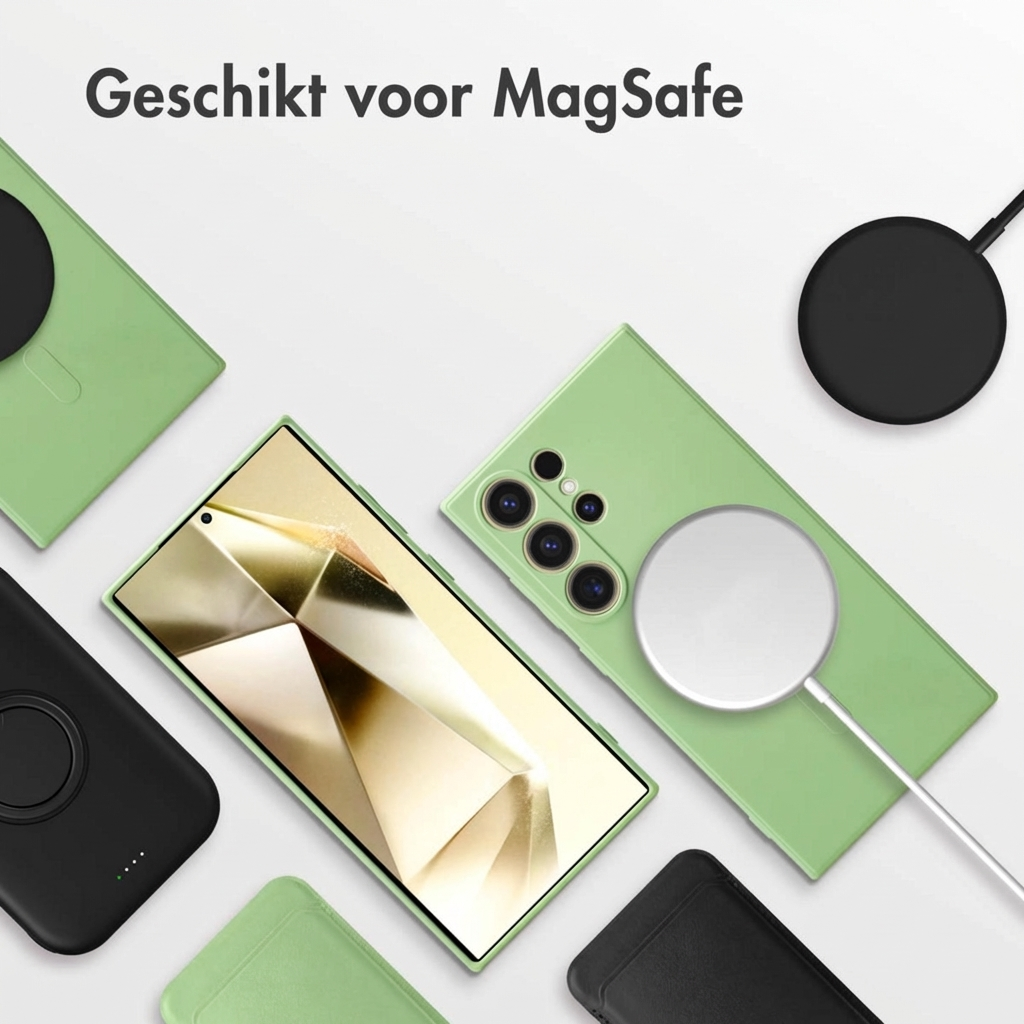 Groene telefoonhoesjes en MagSafe laders met een smartphone.