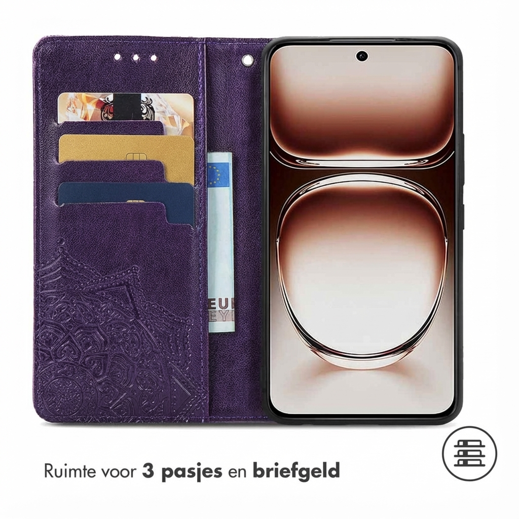 Paarse telefoonhoes met kaartsleuven en bankbiljet, naast een smartphone.