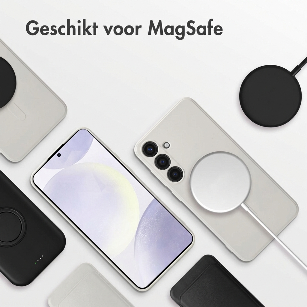 Witte en zwarte telefoonhoesjes en MagSafe-laders op een witte achtergrond.