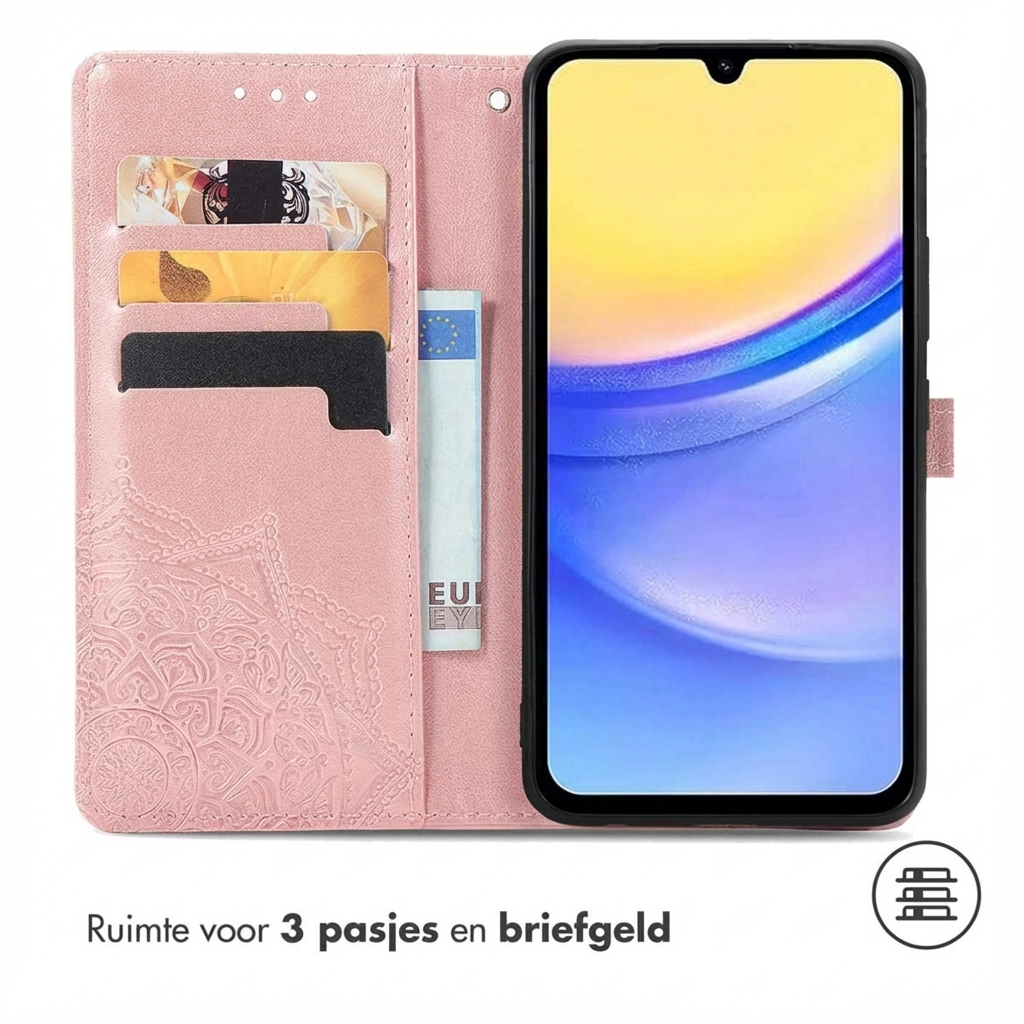 Un étui de téléphone rose avec des fentes pour cartes et un téléphone à écran coloré.