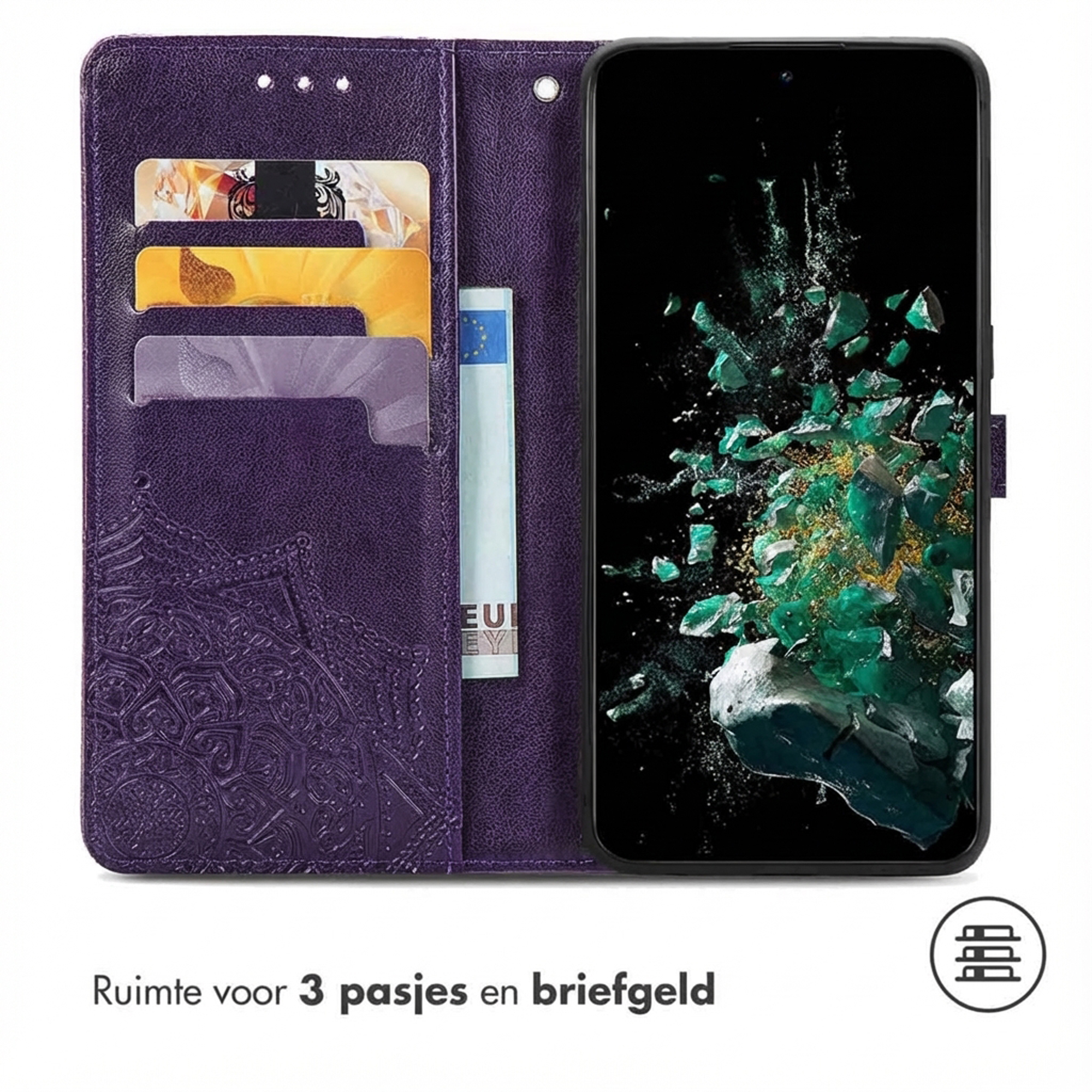 Étui de téléphone violet avec fentes pour cartes et graphique vert abstrait à l'écran.