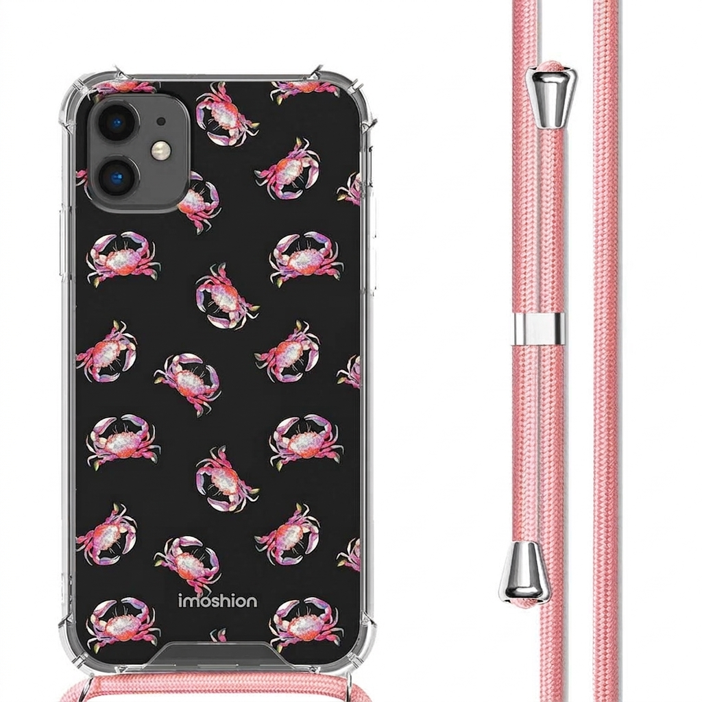 Coque de téléphone noire avec motif crabe rose et lanière rose.