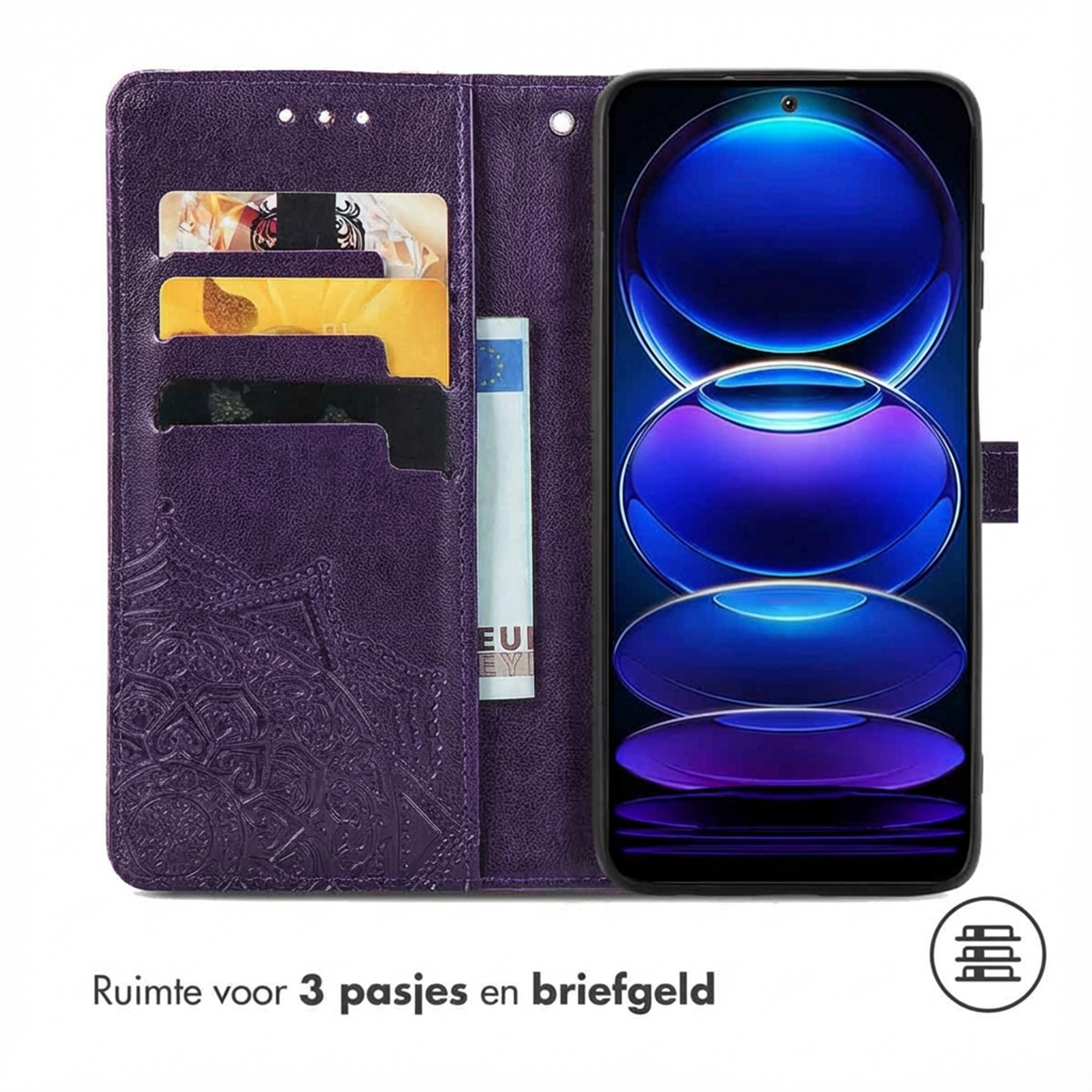 Étui de téléphone violet avec fentes pour cartes et un billet en euros. Le téléphone affiche un fond bleu.