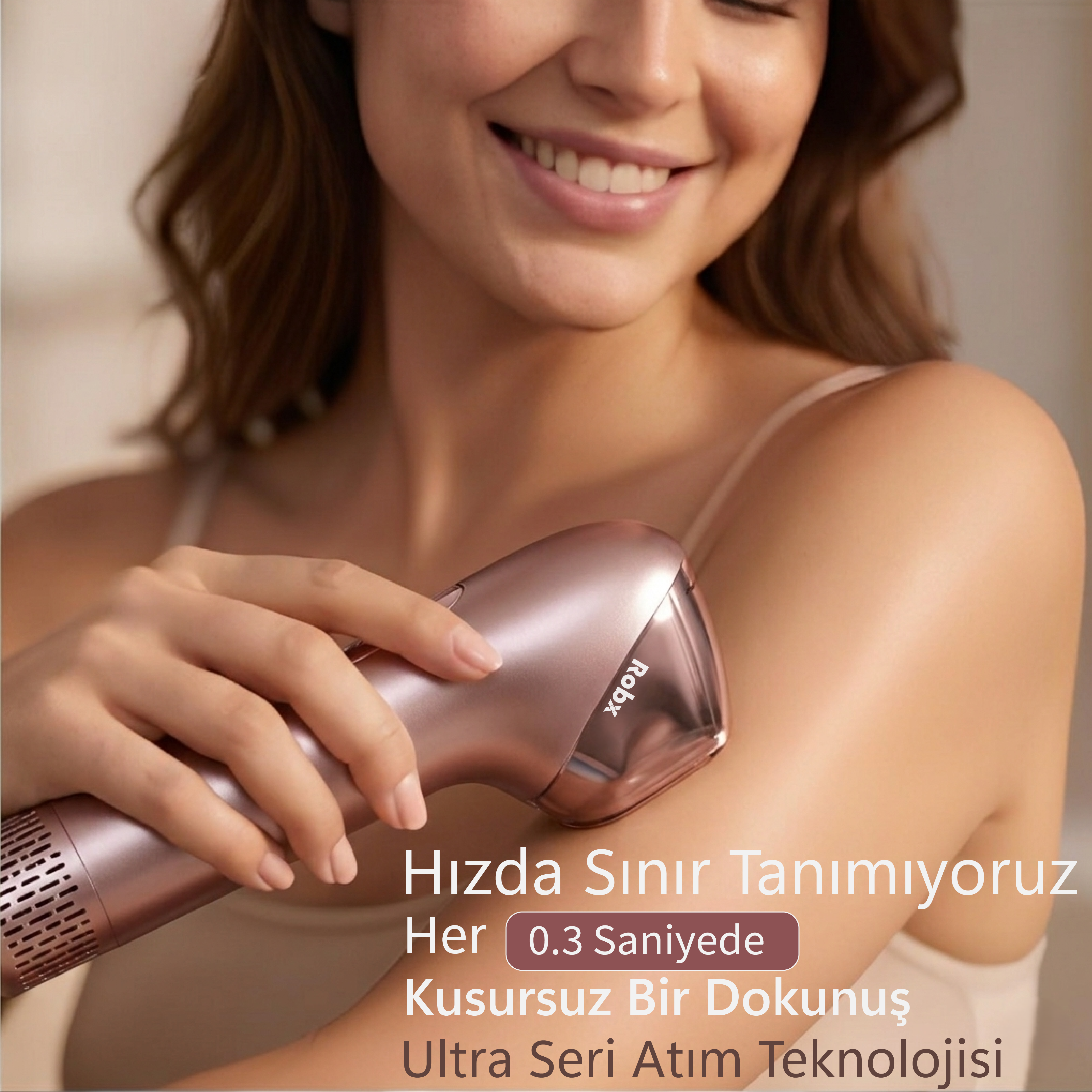Kadın, koluna tuttuğu rose gold epilasyon cihazı ile. Metin: Hızda sınır tanımıyoruz.