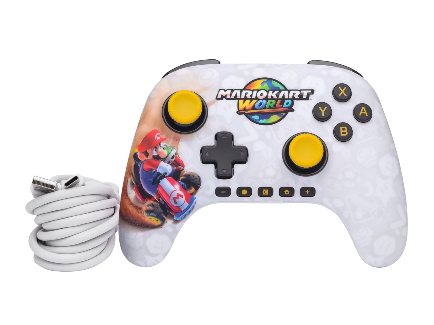 Biały kontroler Mario Kart z Mario, żółtymi przyciskami i kablem ładowania.