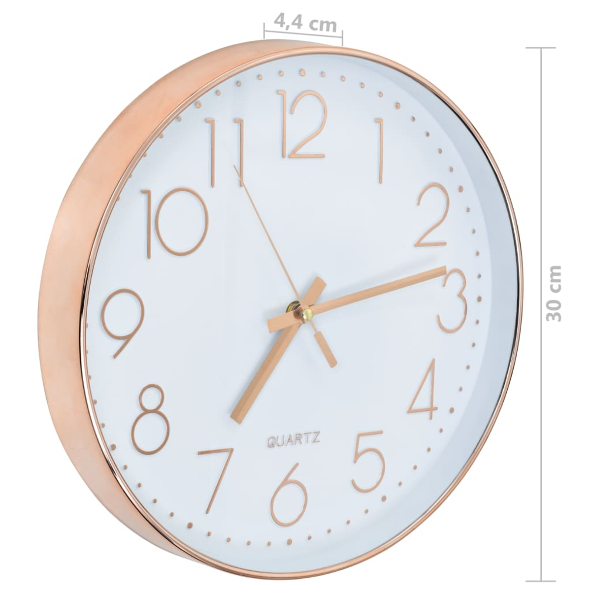 Eine runde Wanduhr mit kupferfarbenem Rahmen, weißen Zifferblatt und rosa Zeigern.
