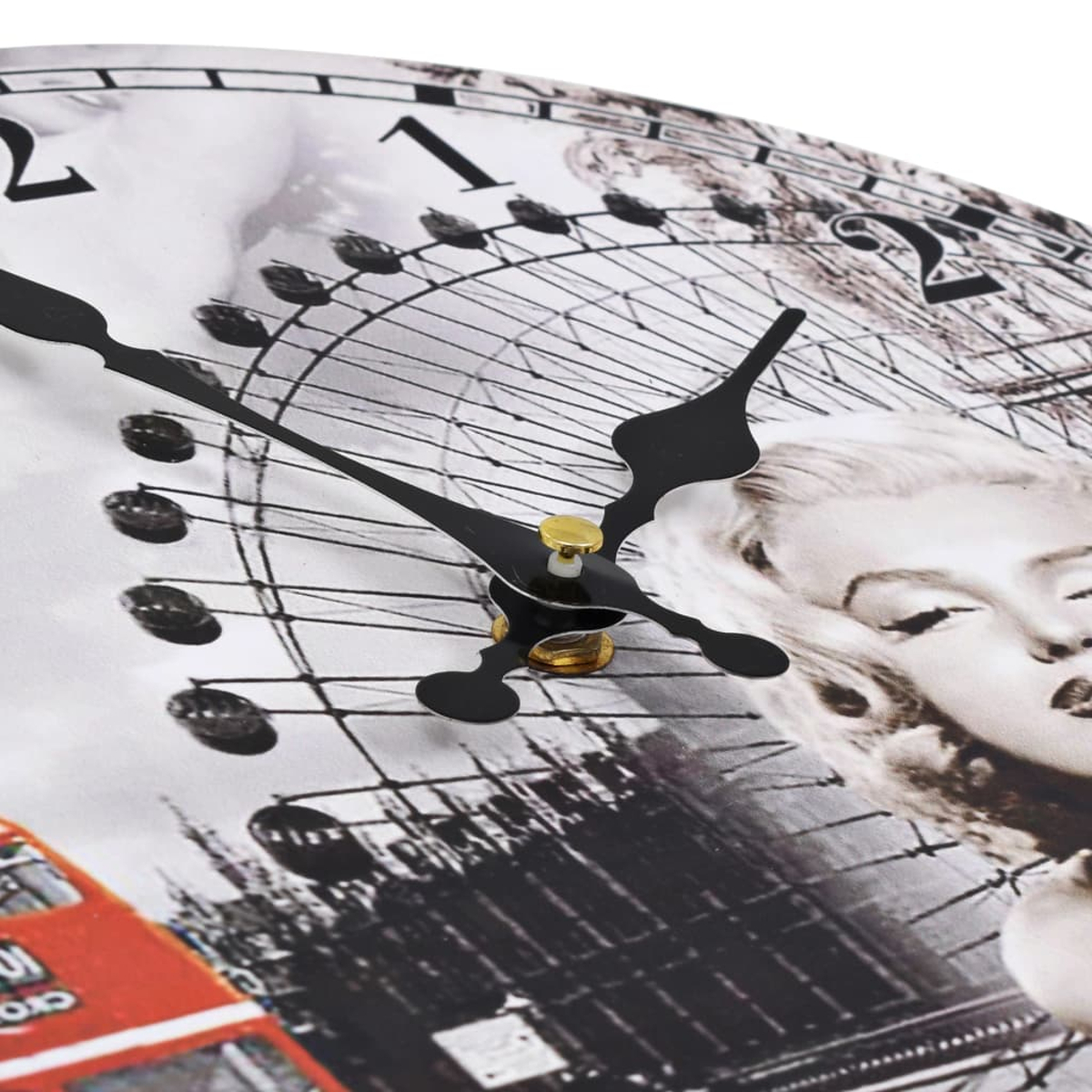 Uhr mit Marilyn Monroe, London Eye und rotem Doppeldeckerbus.