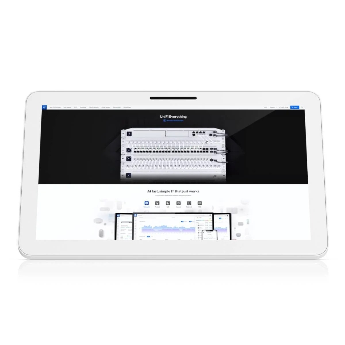 Un tablet mostra un sito web con dispositivi di rete e grafici.