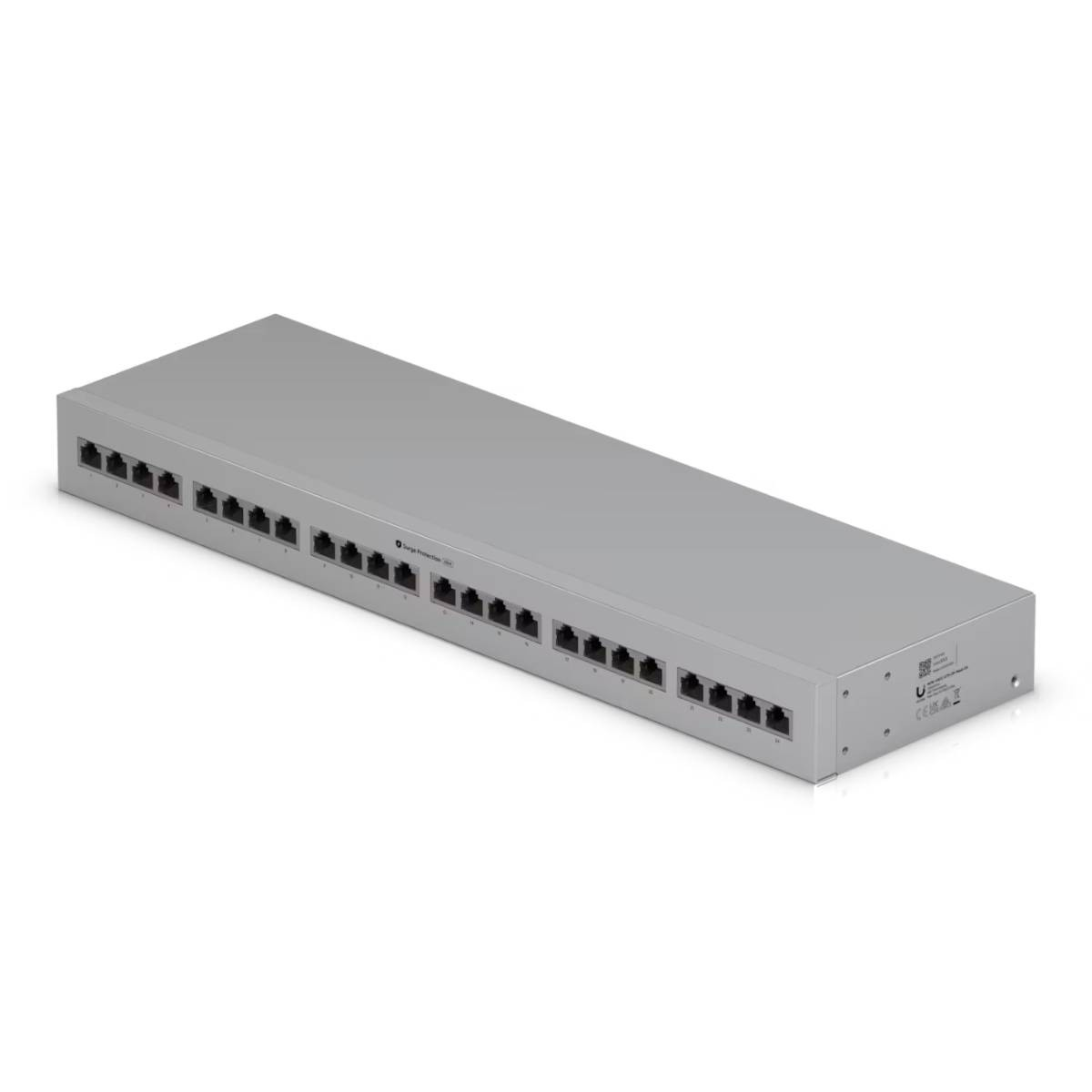 Pannello di rete grigio con 24 porte RJ45, isolato su sfondo bianco.