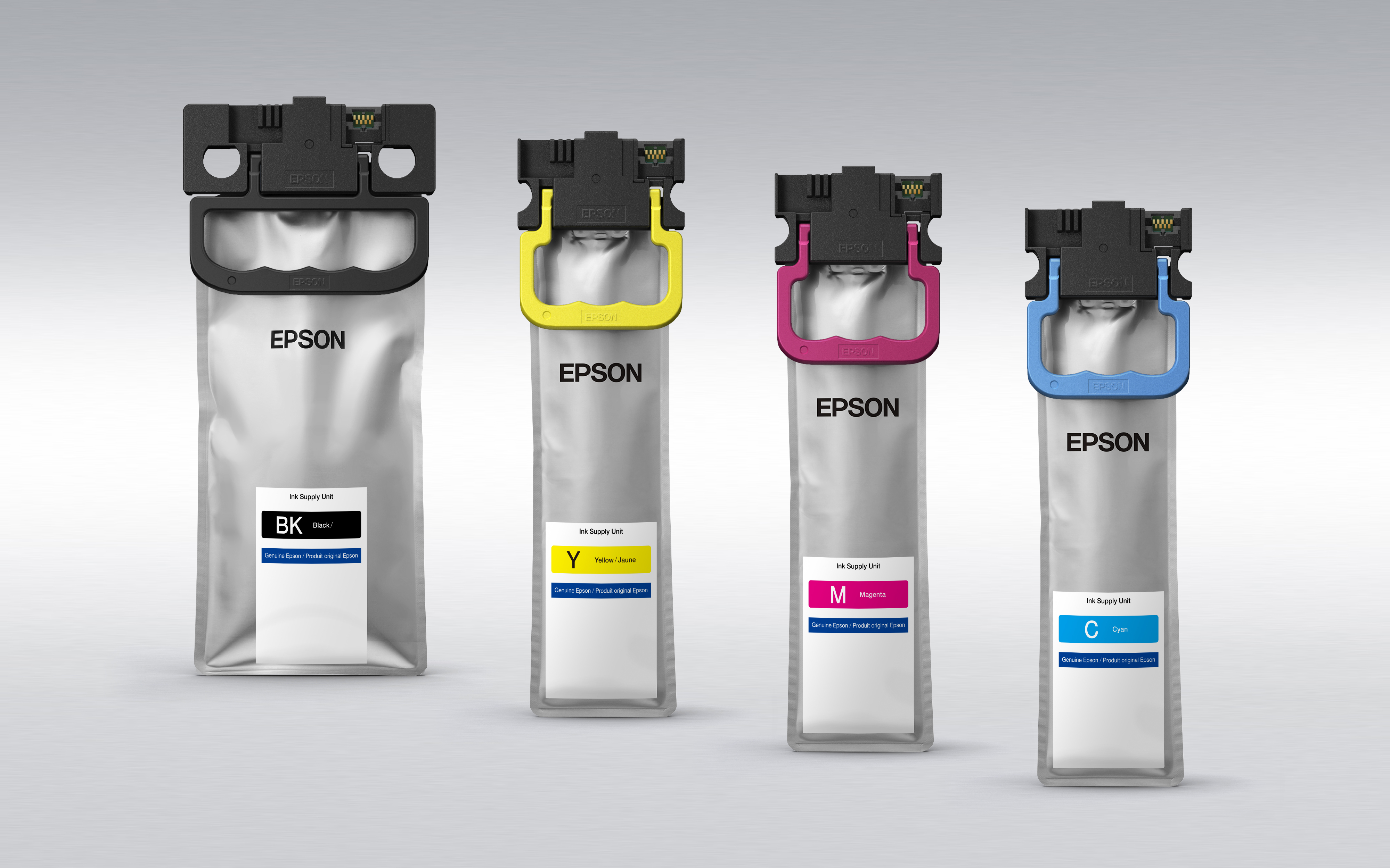 Cztery jednostki dostarczania tuszu Epson: czarny, żółty, magenta i cyjan.