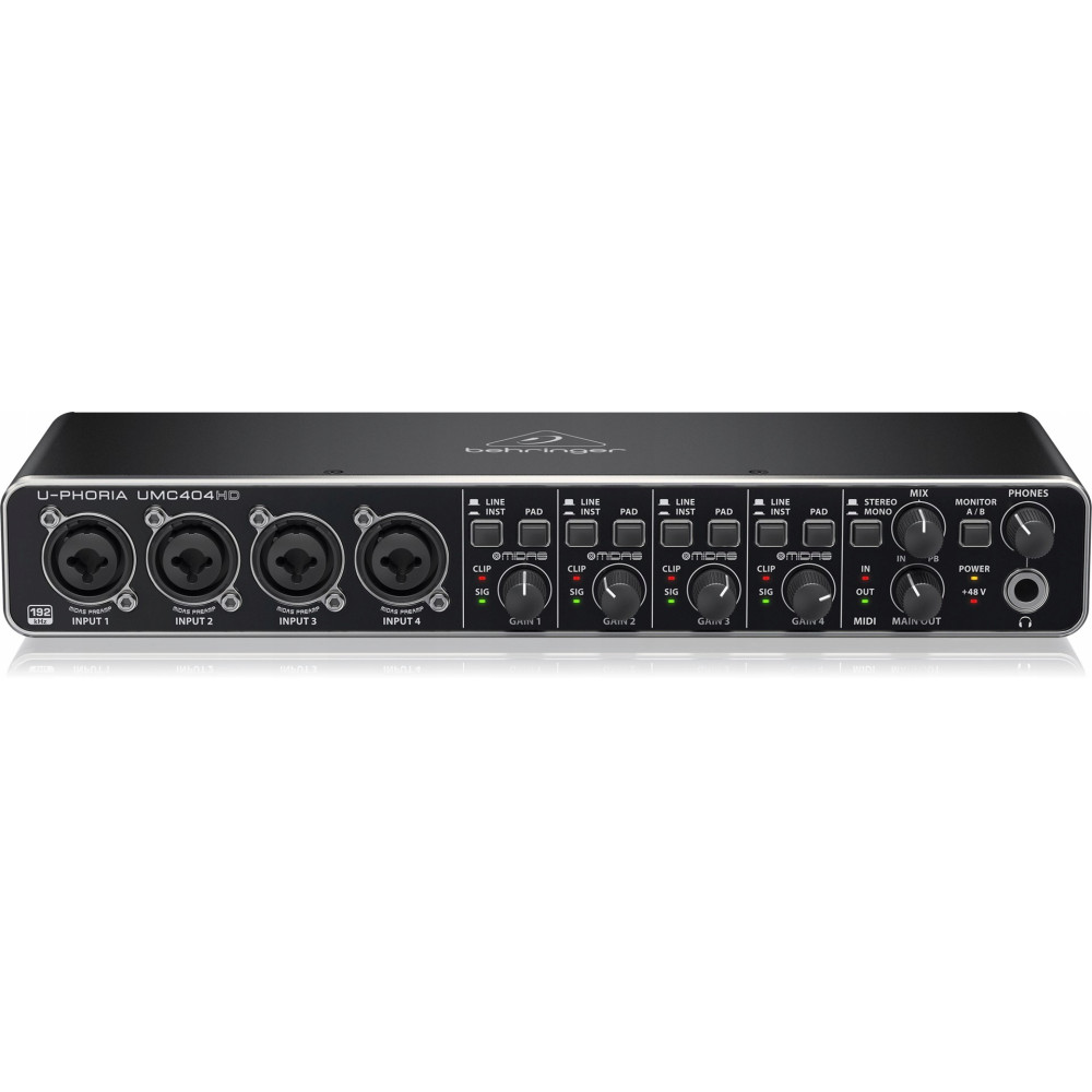 Czarny interfejs audio Behringer U-PHORIA UMC404HD z wejściami XLR/TRS, gałkami i portami.