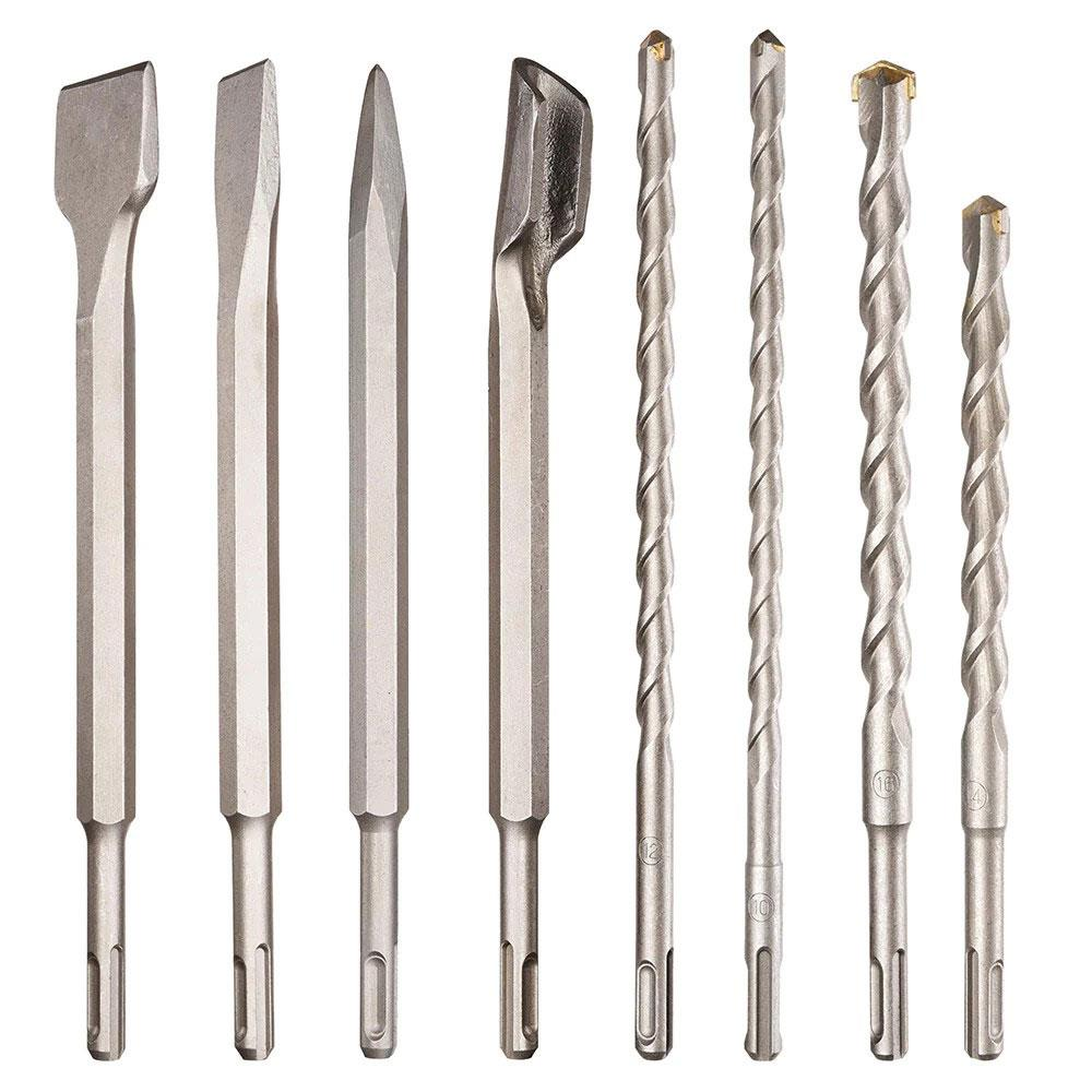 Beyaz arka planda altıgen şaftlı 8 metal matkap ucu ve keski seti.