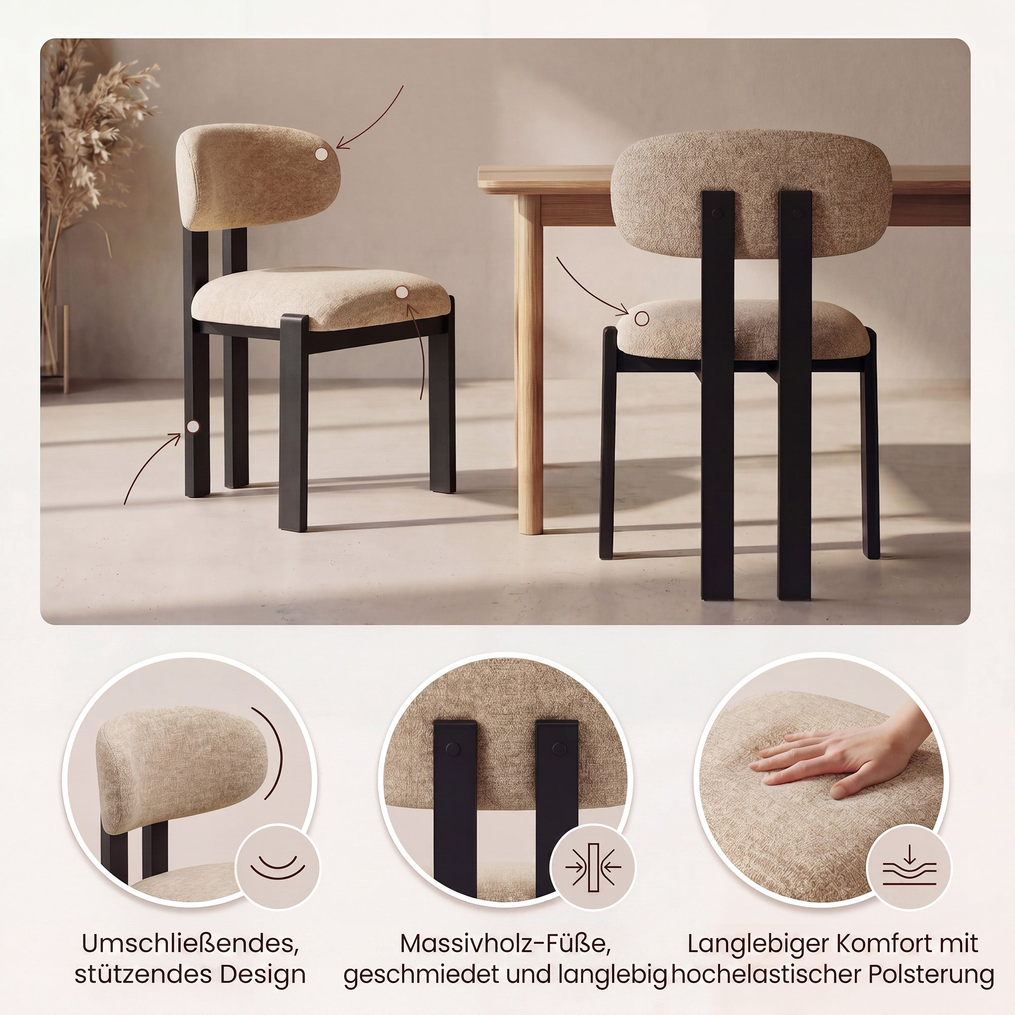 Zwei beigefarbene Stühle mit schwarzen Beinen stehen an einem Holztisch.