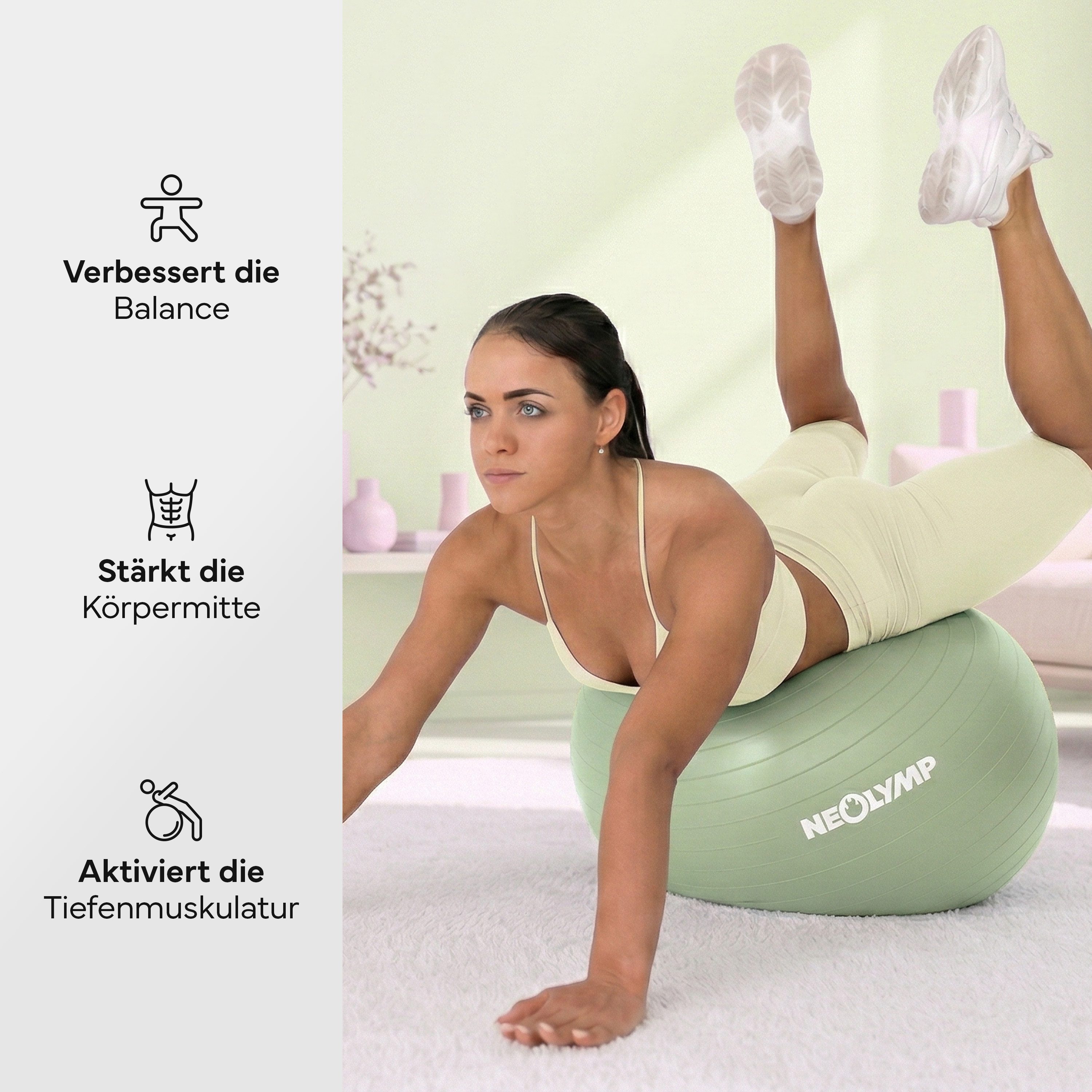 Frau auf einem hellgrünen Gymnastikball, Beine hoch, trägt weißes Oberteil und gelbe Shorts.