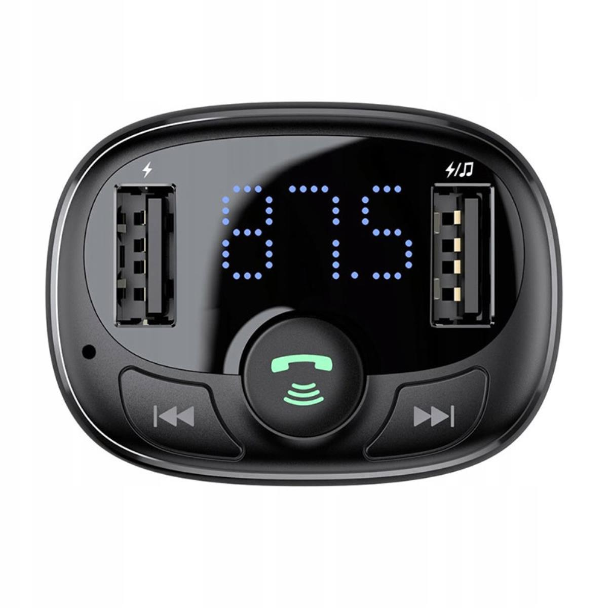 Un trasmettitore FM nero con due porte USB e un display digitale che mostra 875.