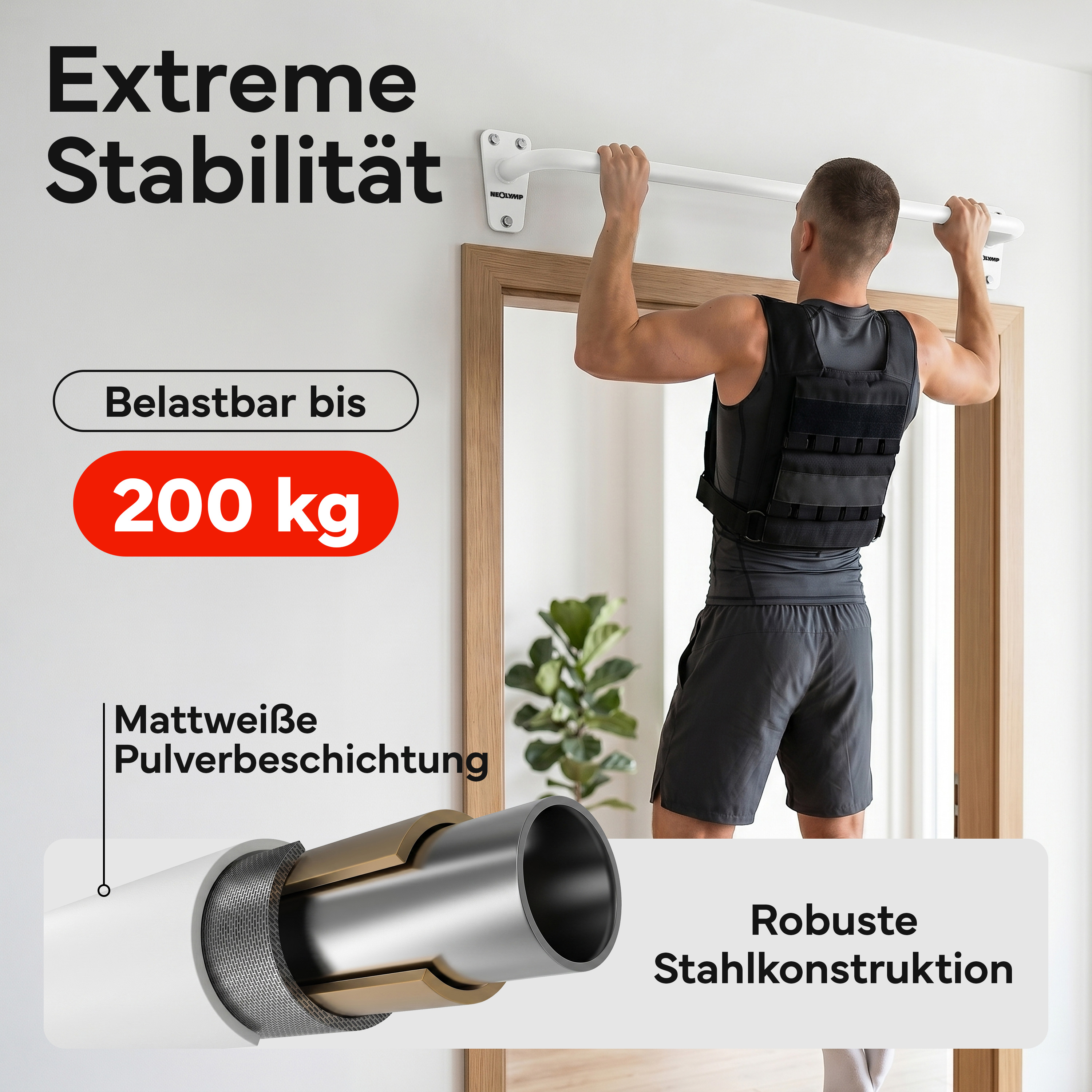 Mann mit Gewichten trainiert an Klimmzugstange, belastbar bis 200 kg.