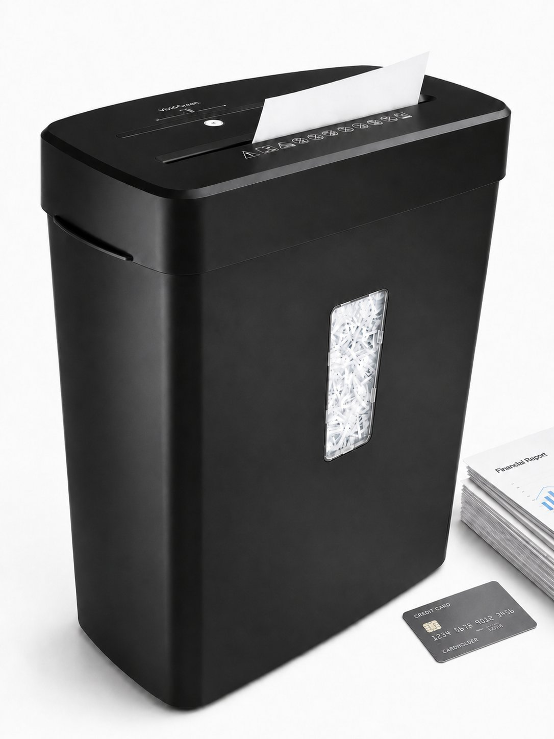 Une destructrice de papier noire avec du papier et une carte de crédit.