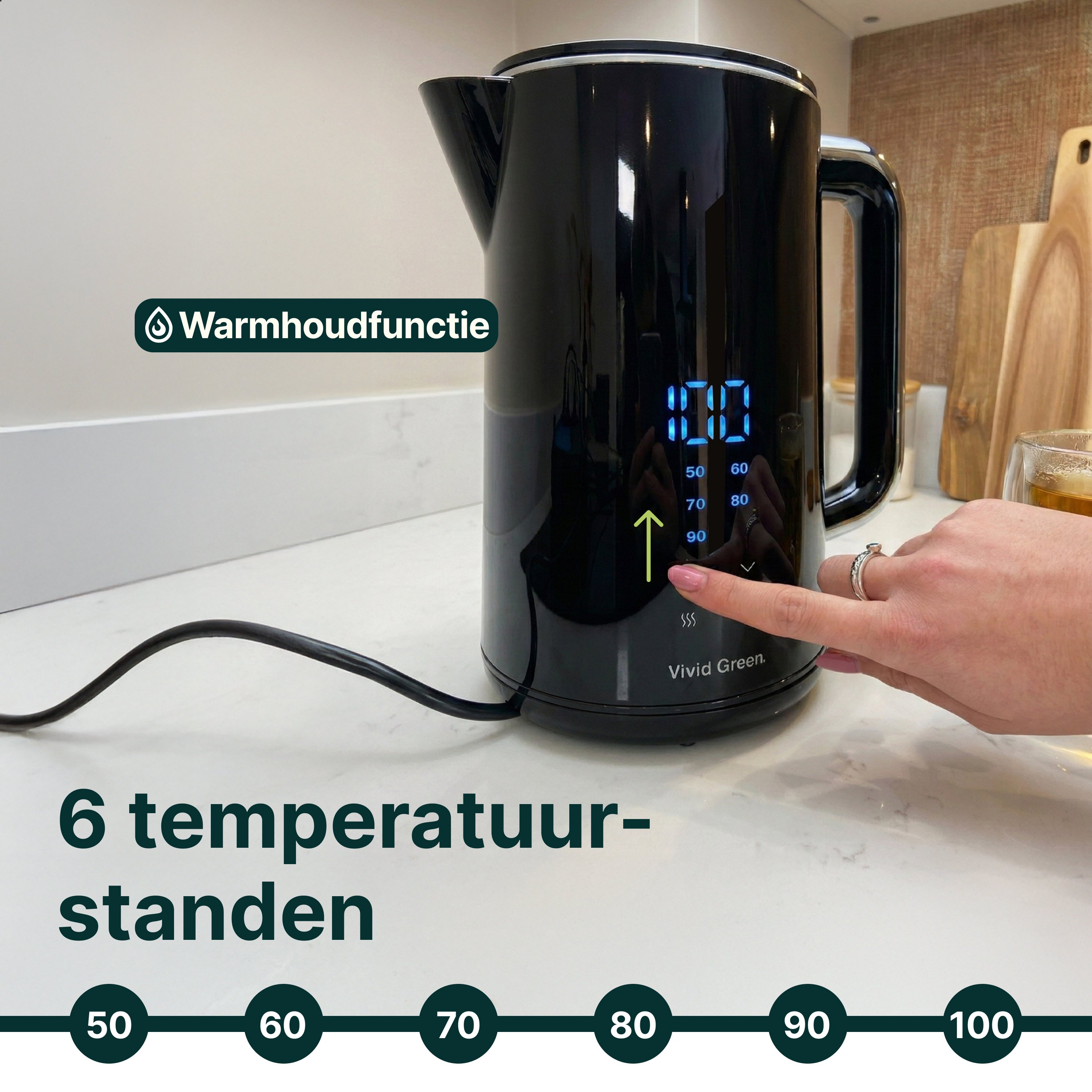 Zwarte waterkoker met digitaal display en 6 temperatuurstanden.