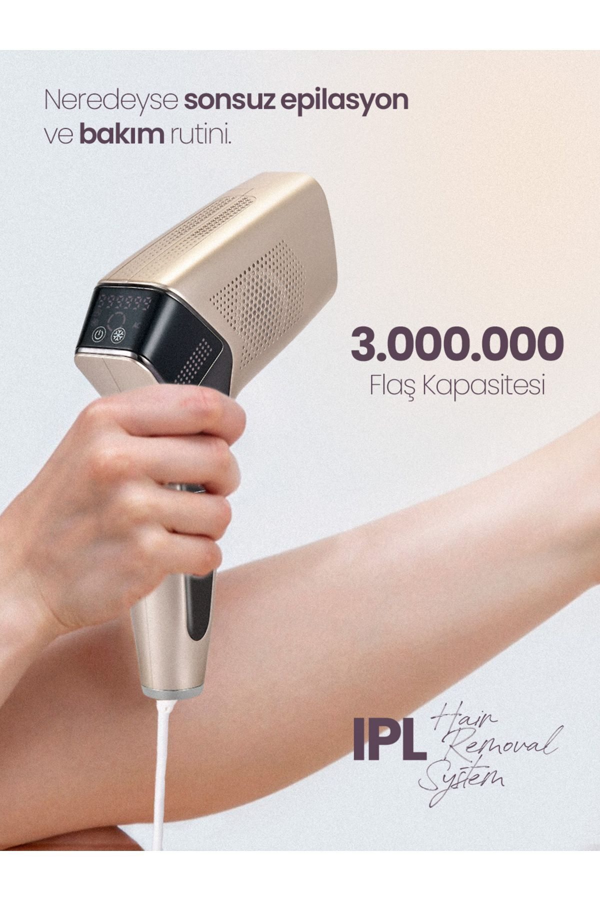 Bir el, bir kola altın rengi IPL tüy dökücü tutuyor. 3 milyon atış.
