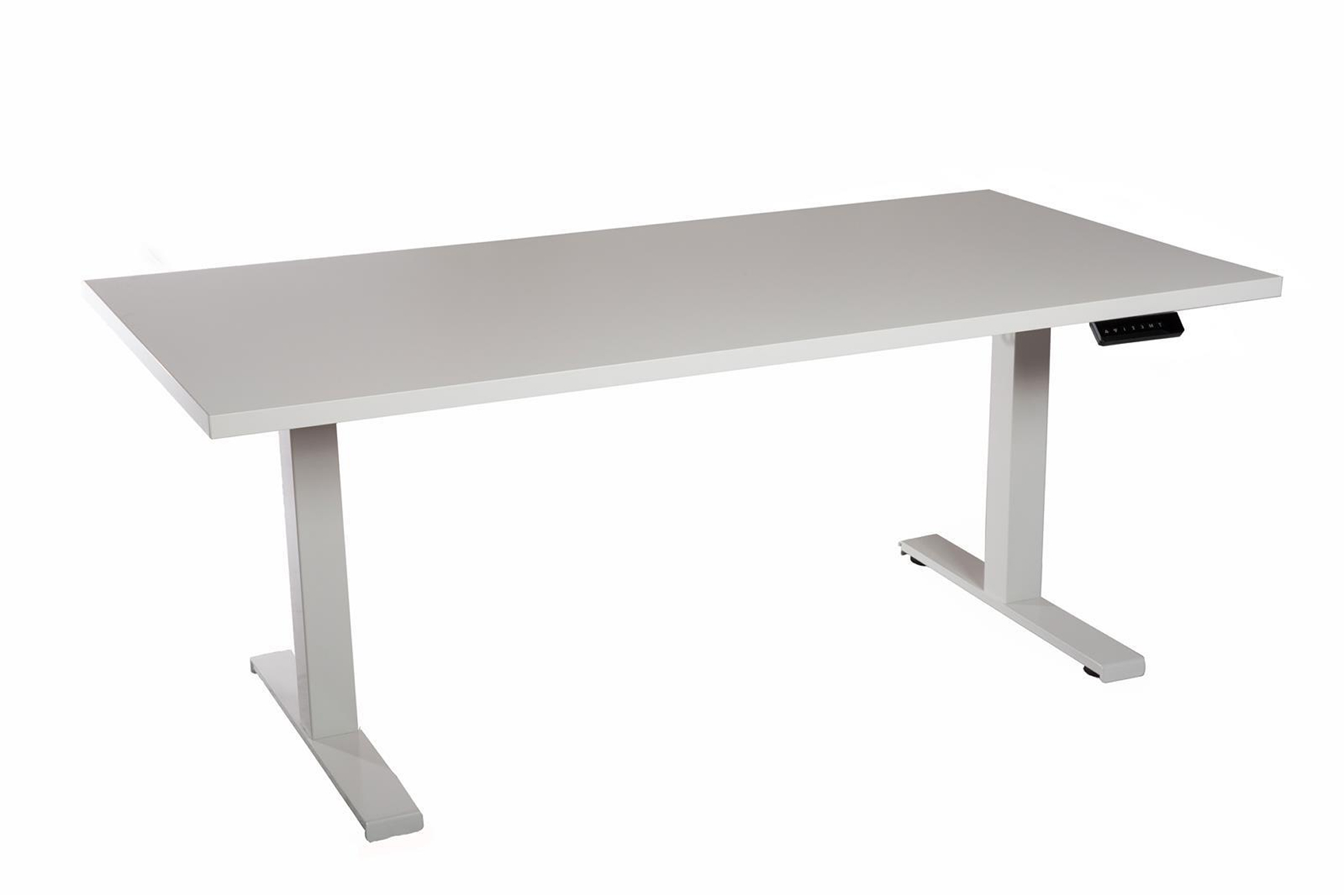 Ein höhenverstellbarer Schreibtisch mit weißer Platte und Metallgestell.