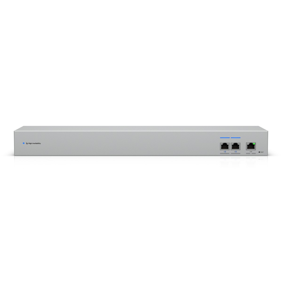 Un dispositivo di rete argentato con tre porte Ethernet e un pulsante di reset.