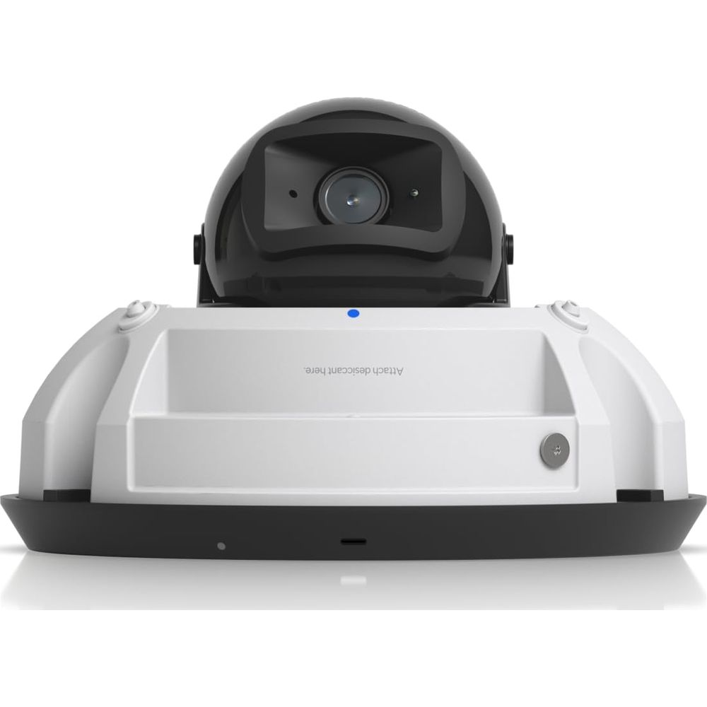 Biały i czarny robot z kamerą na górze, na białym tle.