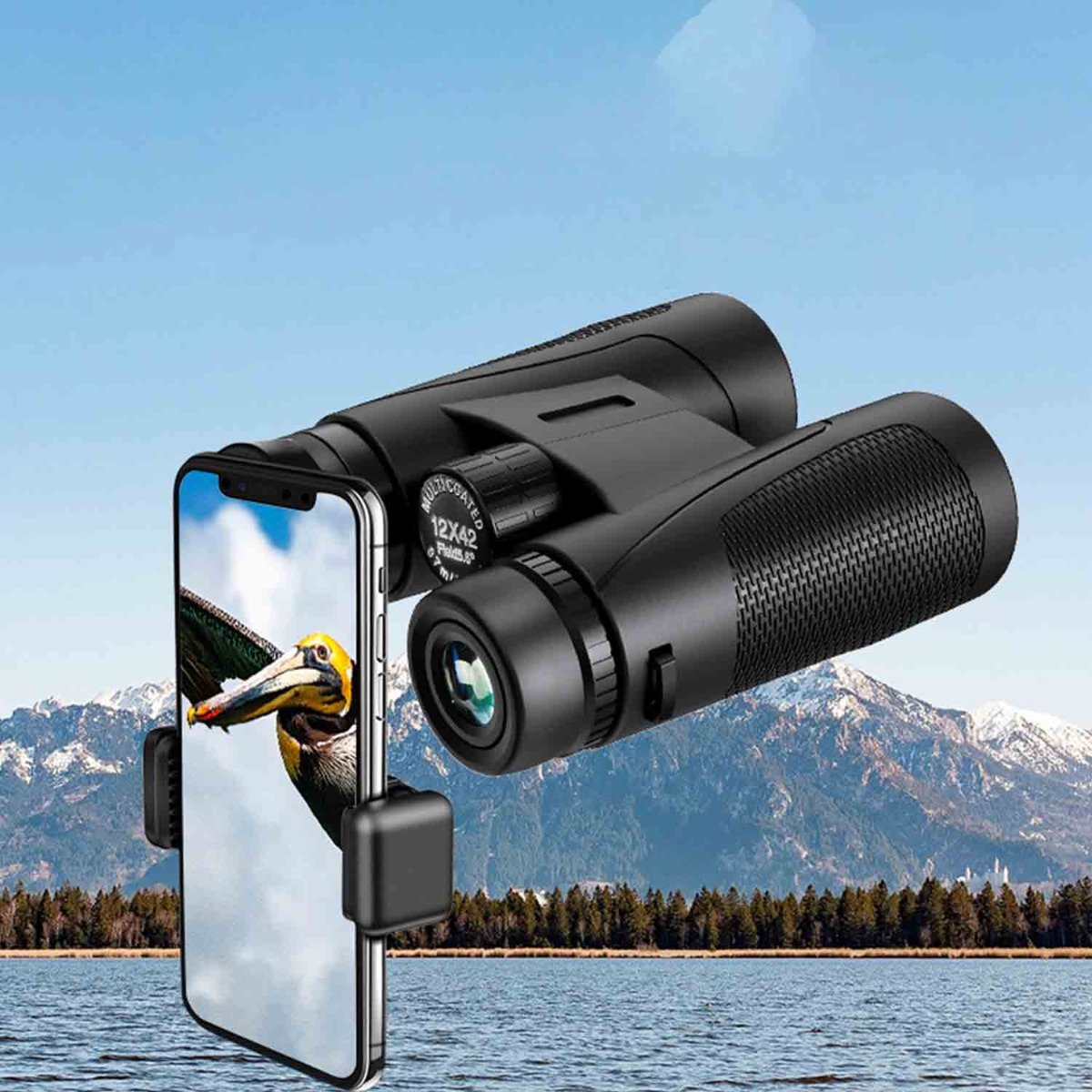 Un binocolo attaccato a uno smartphone che mostra l'immagine di un pellicano.