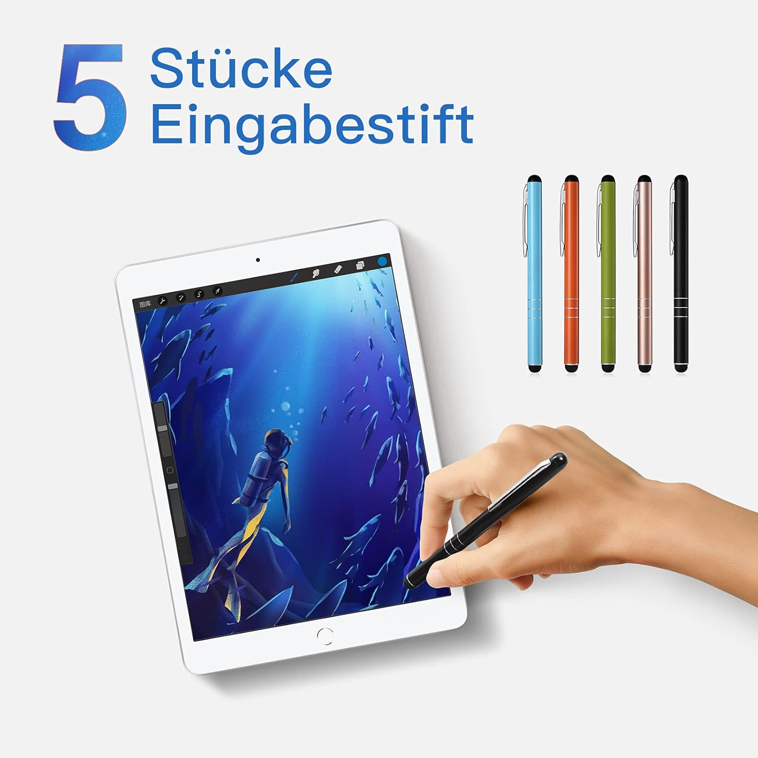 5 lápices ópticos junto a una tablet que muestra un buceador bajo el agua.