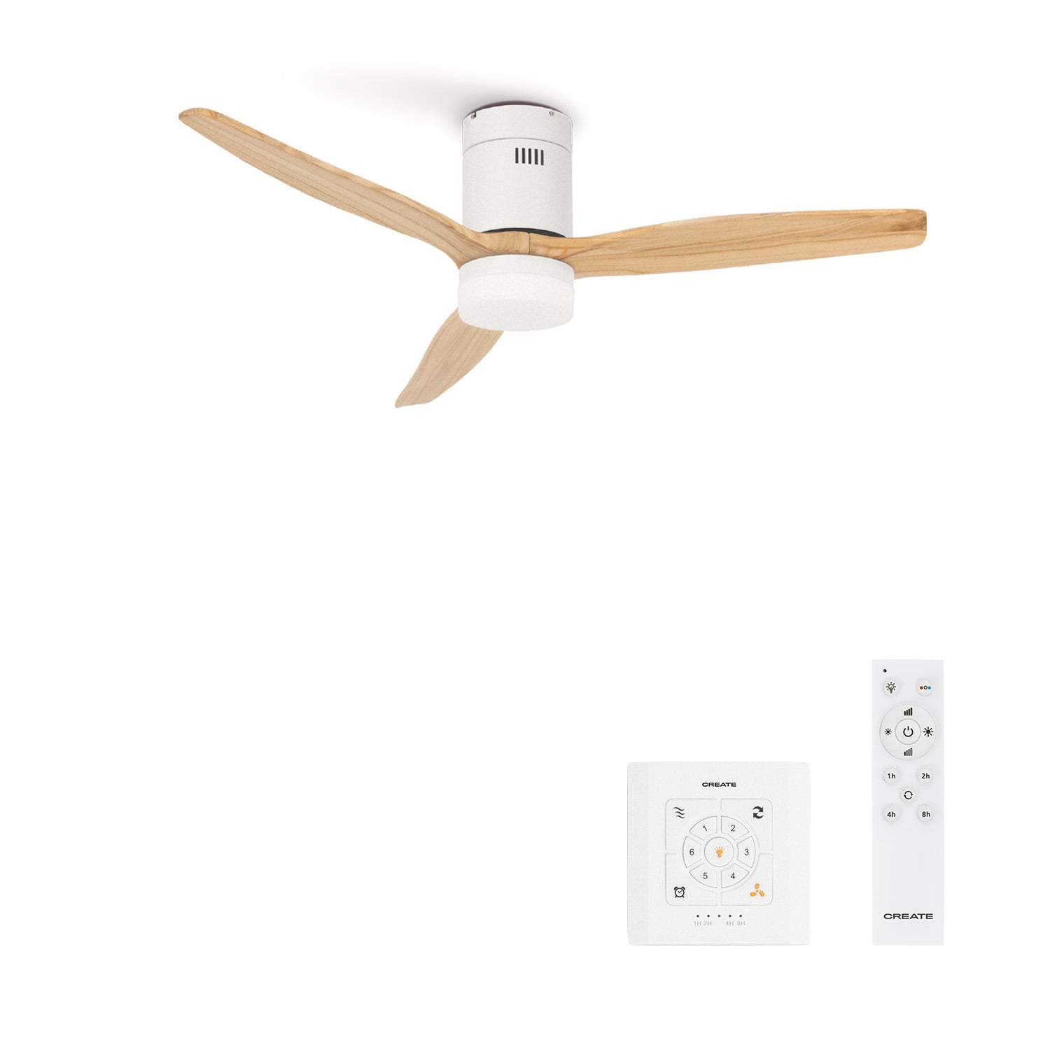 Ventilador de techo con aspas blancas y de madera, junto a mandos a distancia blancos.