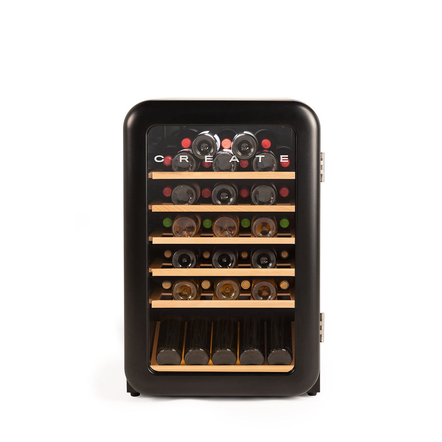 Vinoteca negra con puerta de cristal, llena de botellas en estantes de madera.