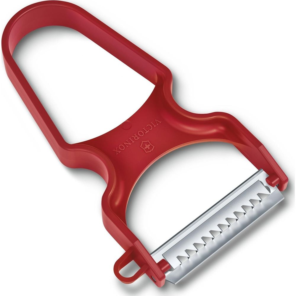 Gümüş saplı, tırtıklı bıçaklı kırmızı bir Victorinox soyucu.
