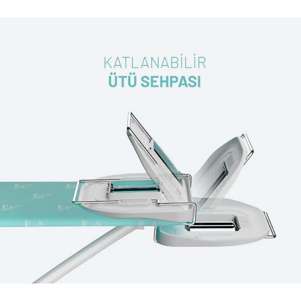 Katlanabilir ütülük tutuculu beyaz ve açık mavi ütü masası.