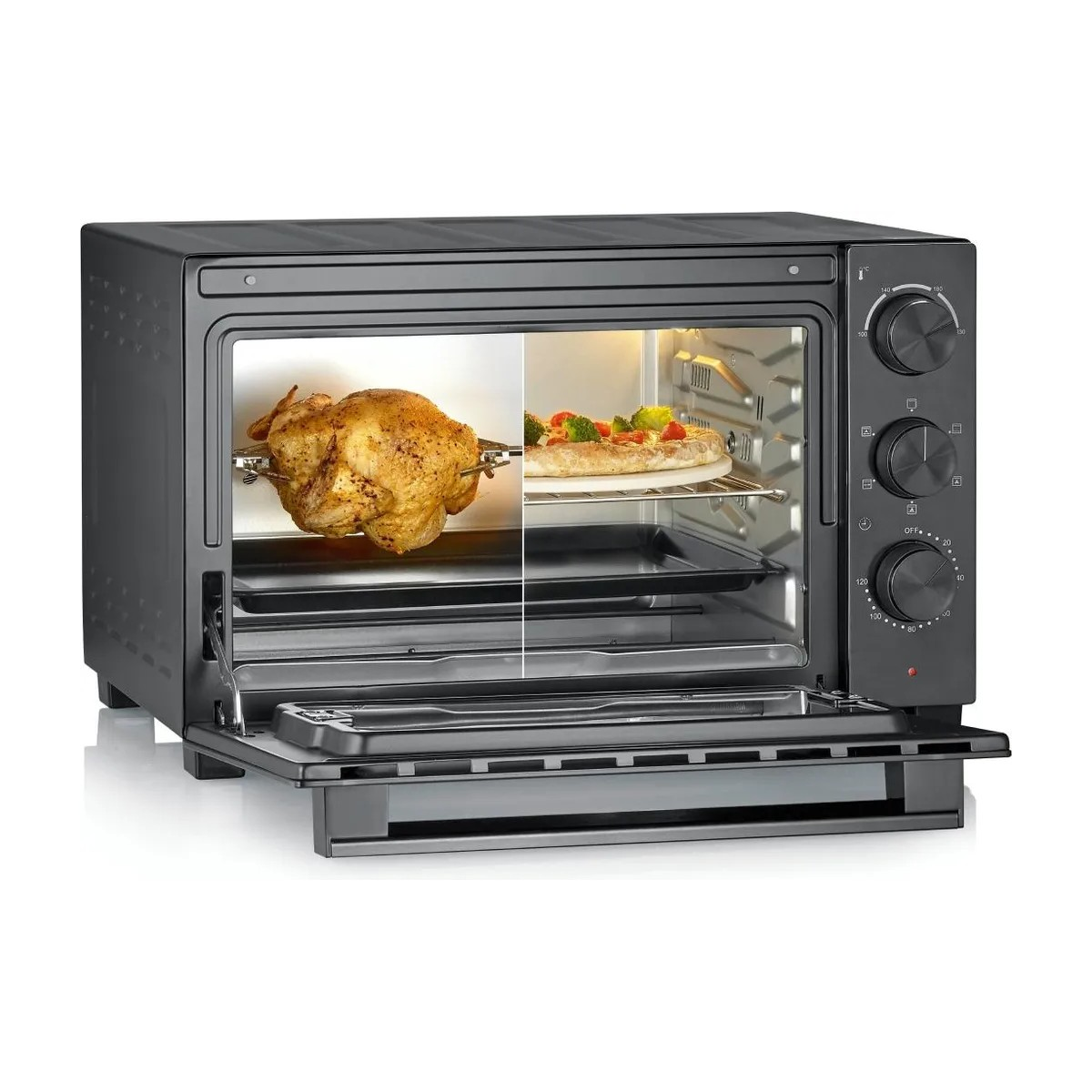 Un four grille-pain noir avec un poulet rôti et une pizza à l'intérieur.