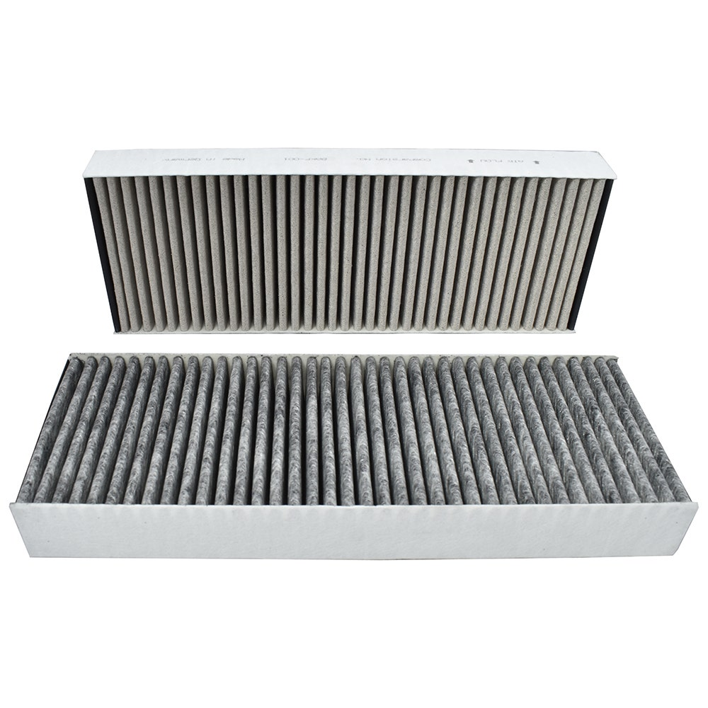 Zwei Auto-Innenraumfilter mit grauem Faltenfilter und weißem Rahmen.