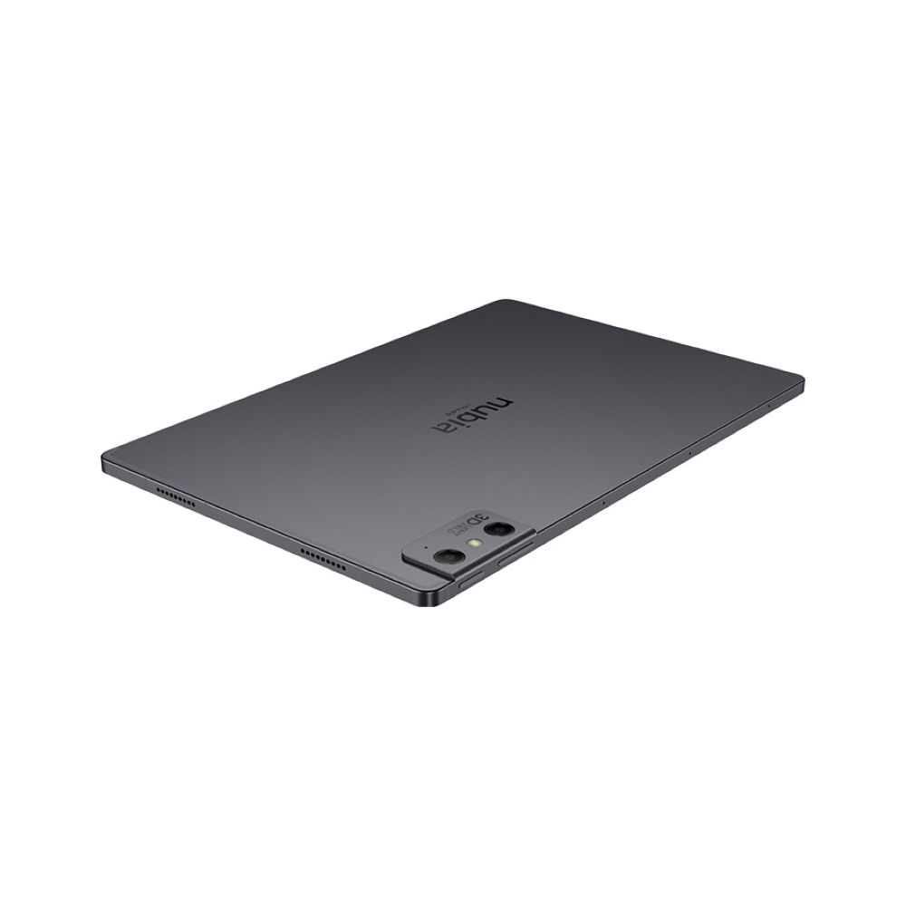 Un tablet Nubia grigio con due fotocamere posteriori poggia su una superficie bianca.
