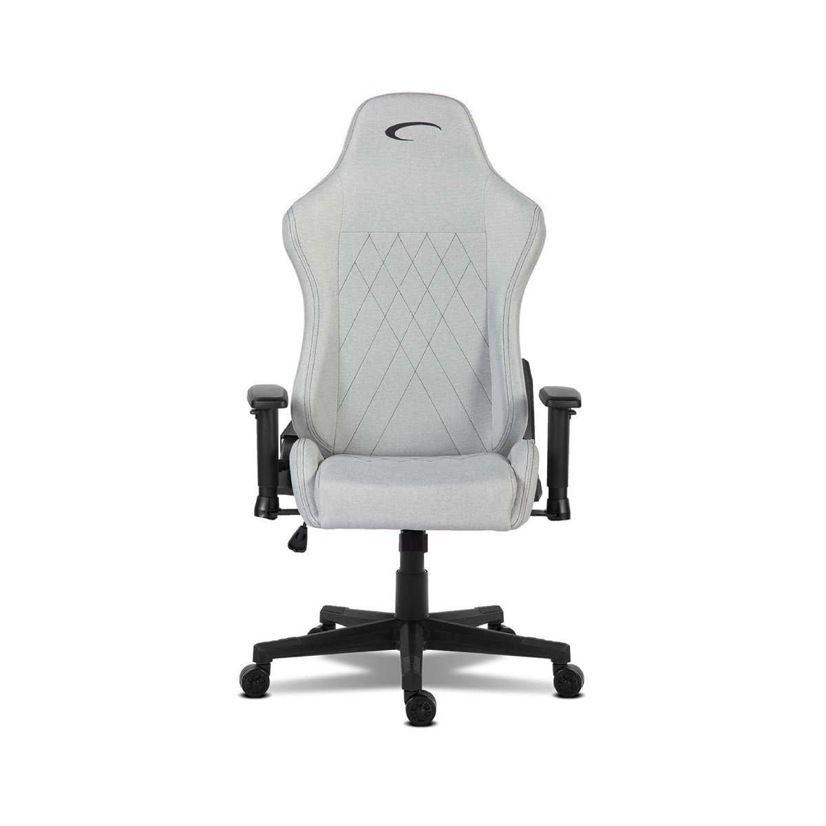 Una sedia da gaming grigio chiaro con accenti neri e motivo a rombi sullo schienale.