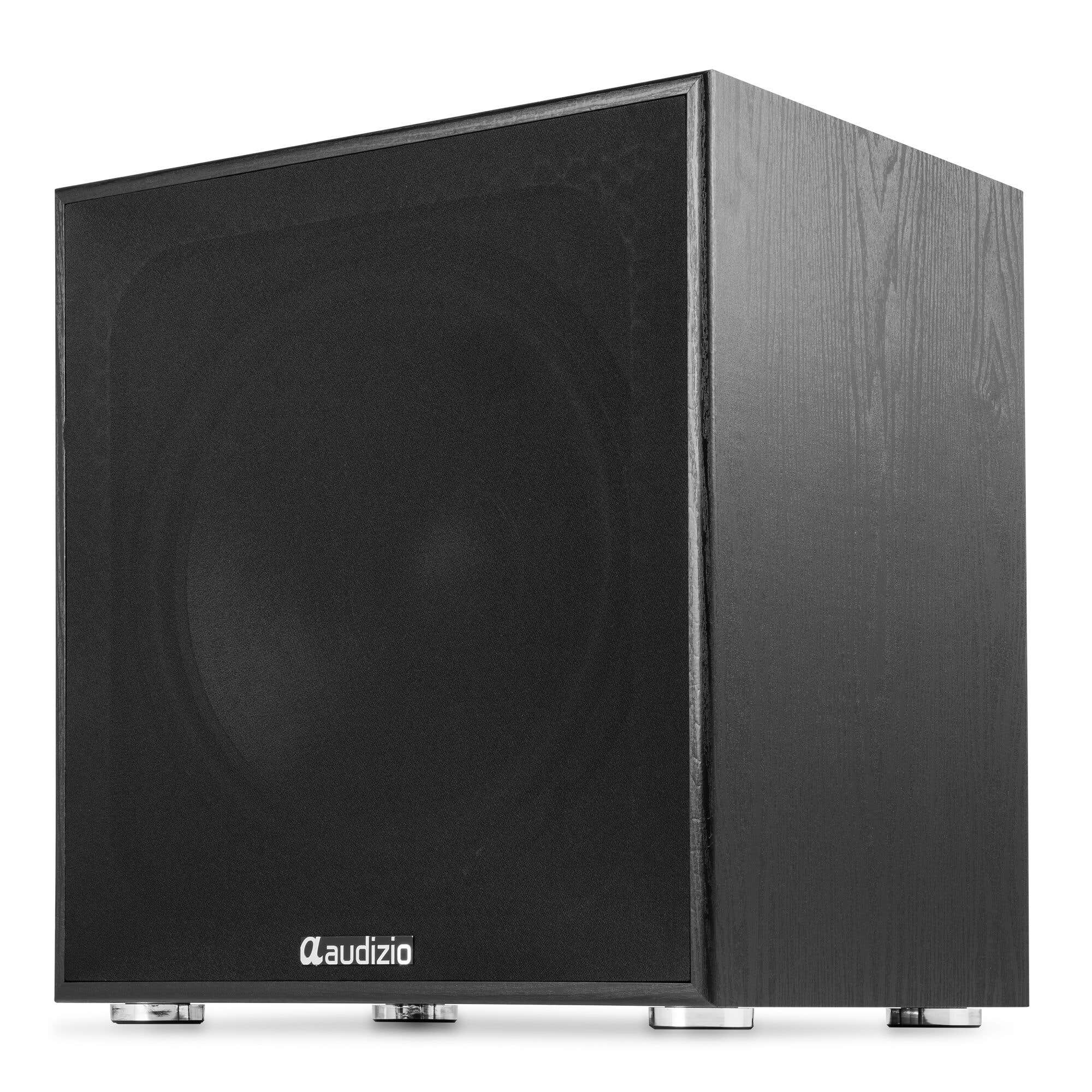 Un altavoz negro con acabado de grano de madera y pies plateados.
