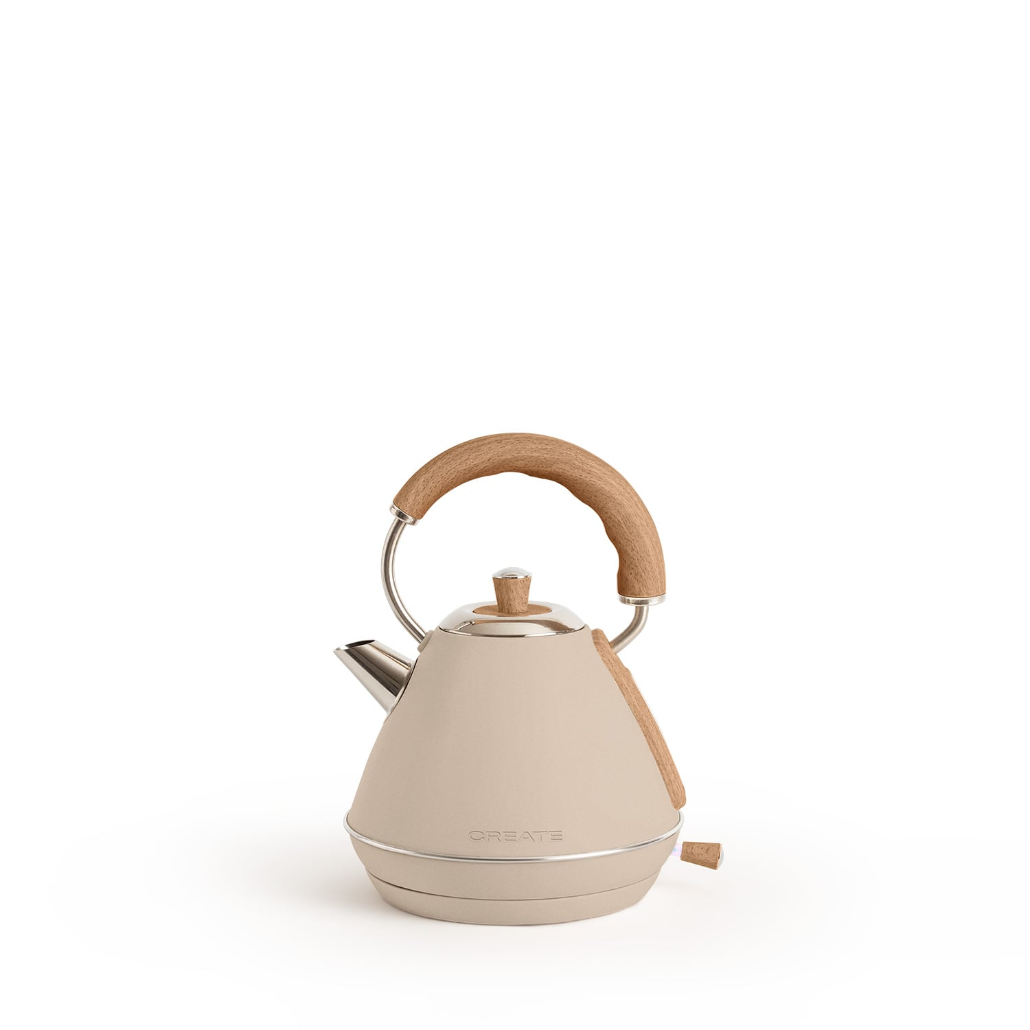 Una tetera eléctrica beige con mango y detalles de madera sobre fondo blanco.
