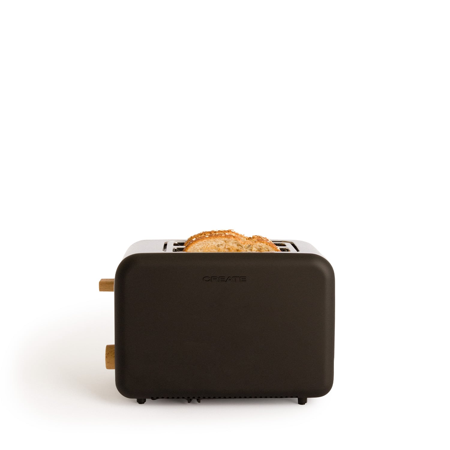 Una tostadora marrón con detalles de madera y pan tostado dentro.